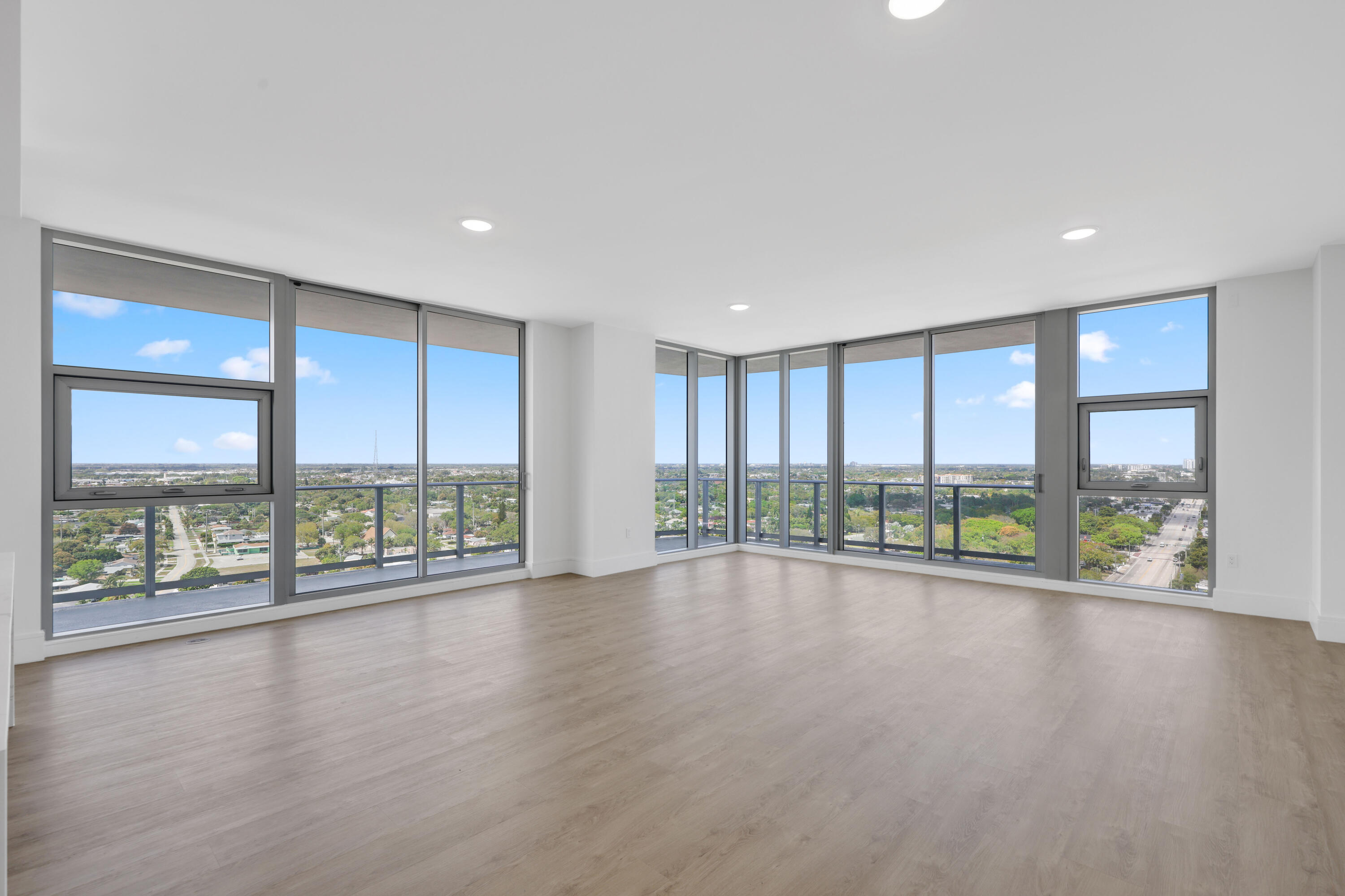 220 Lake Shore #1823, Lake Park FL 33403