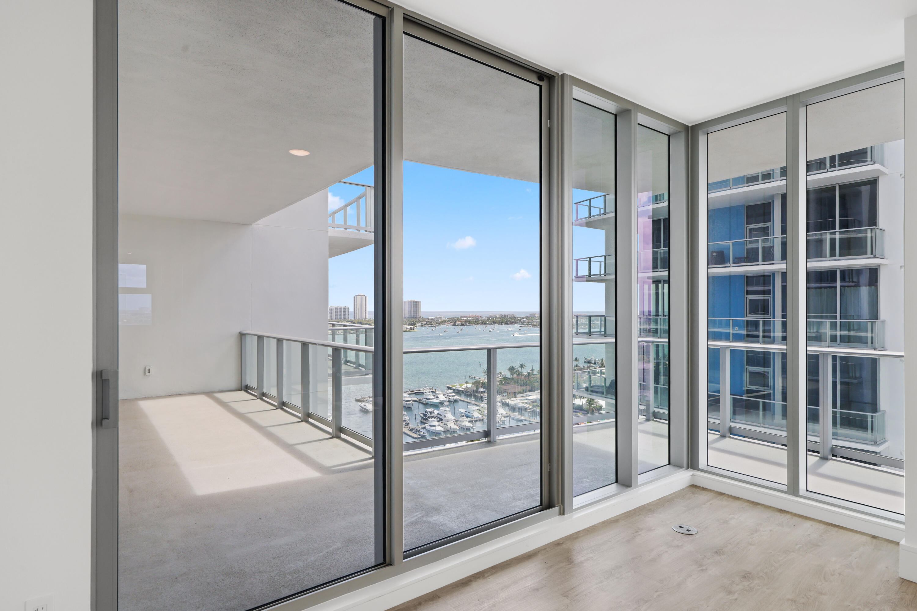 220 Lake Shore #1823, Lake Park FL 33403