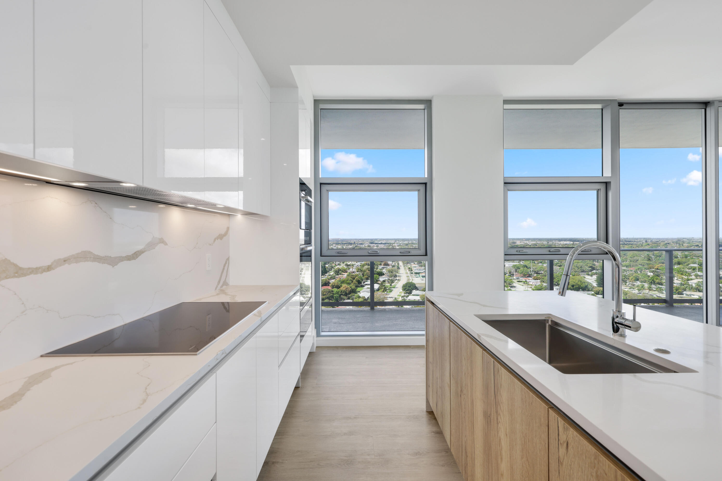 220 Lake Shore #1823, Lake Park FL 33403