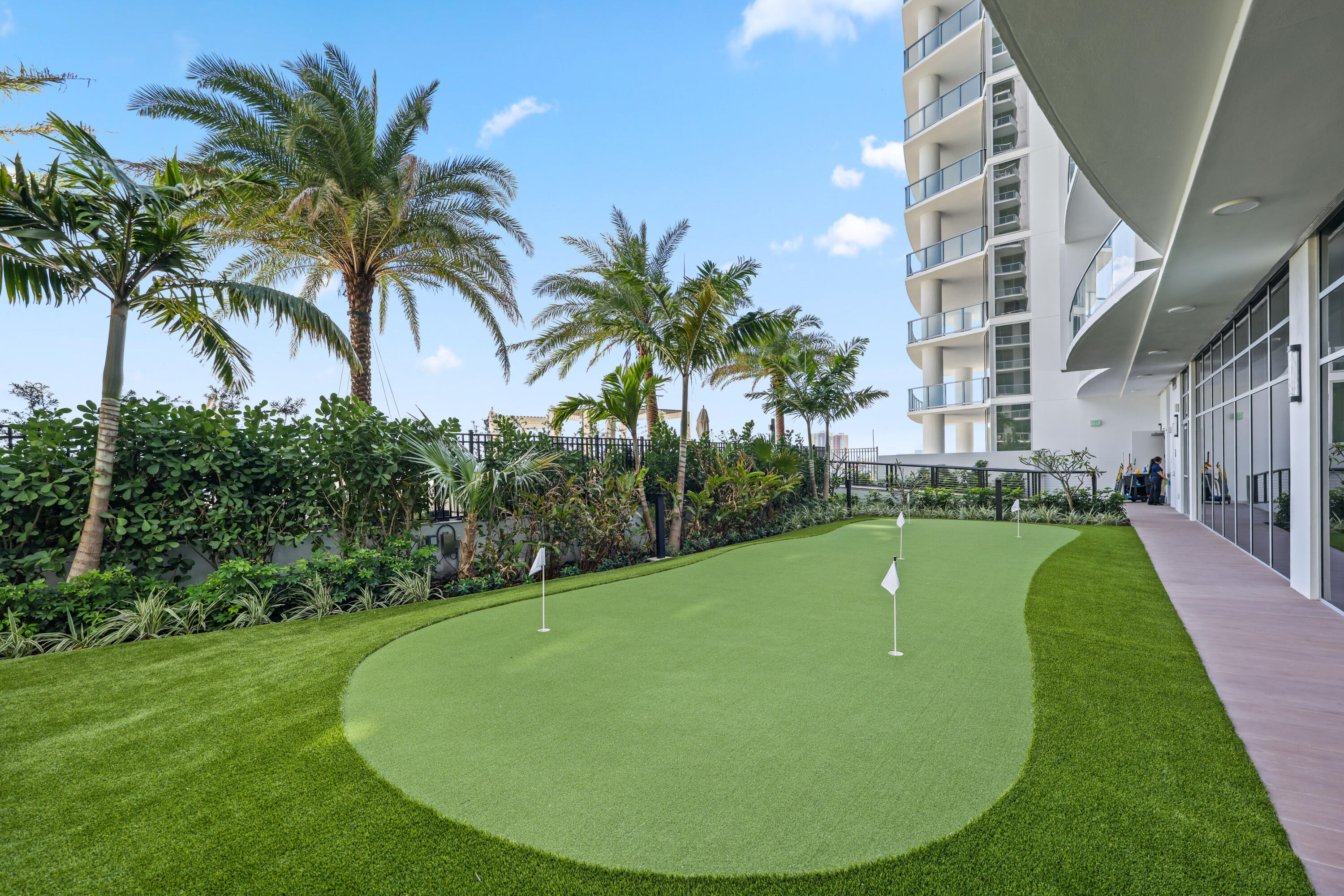 220 Lake Shore #1823, Lake Park FL 33403