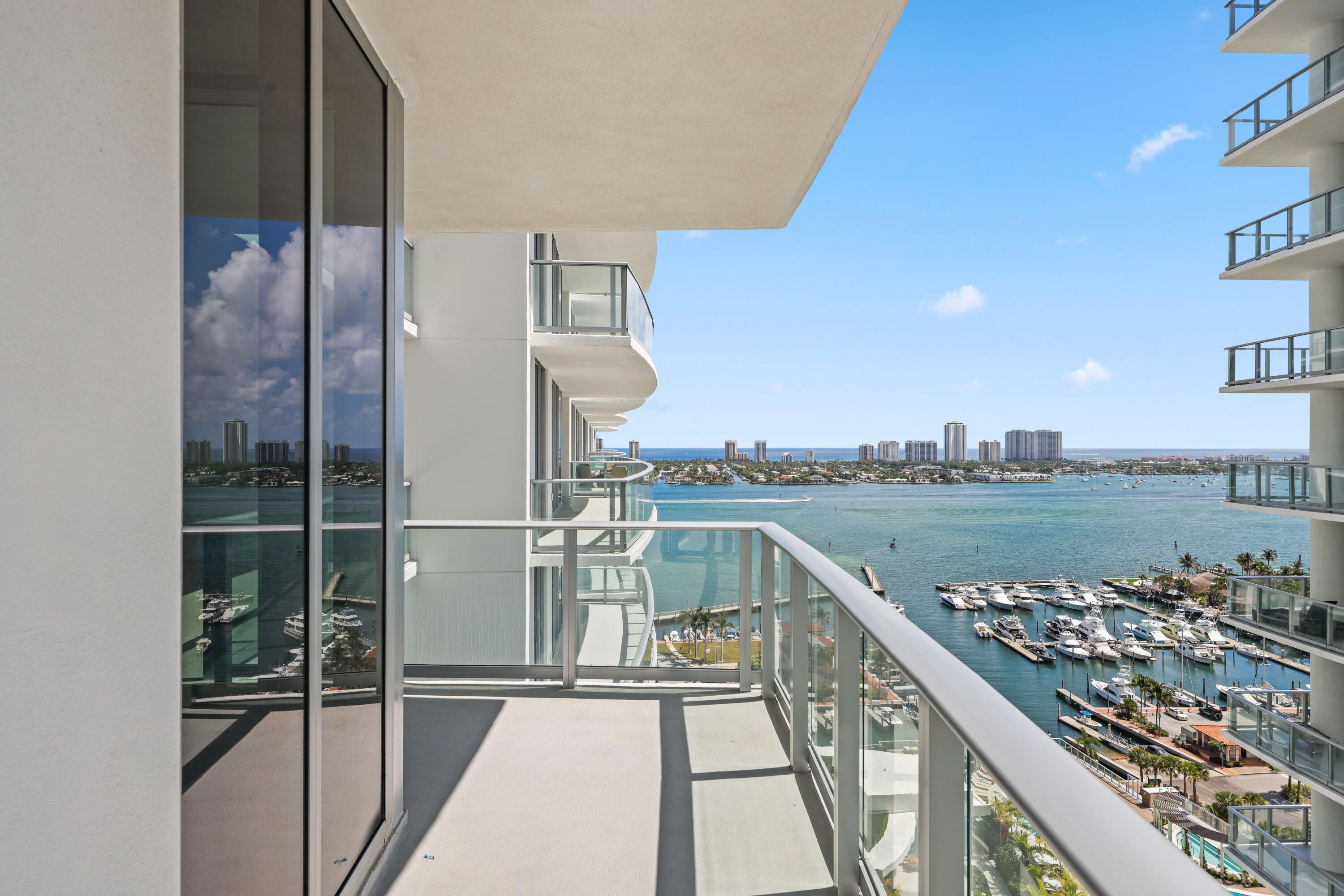 220 Lake Shore #1823, Lake Park FL 33403