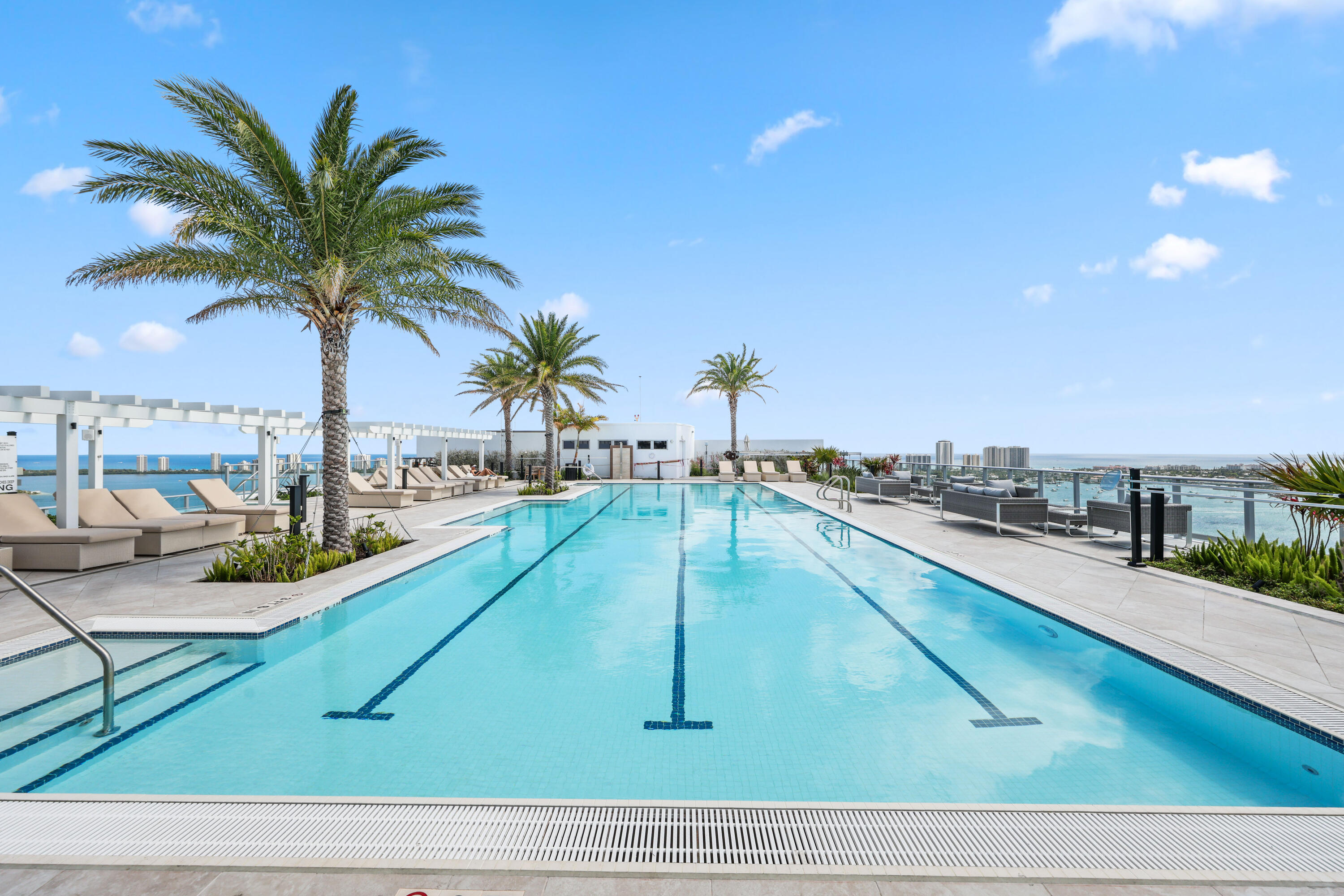 220 Lake Shore #1823, Lake Park FL 33403