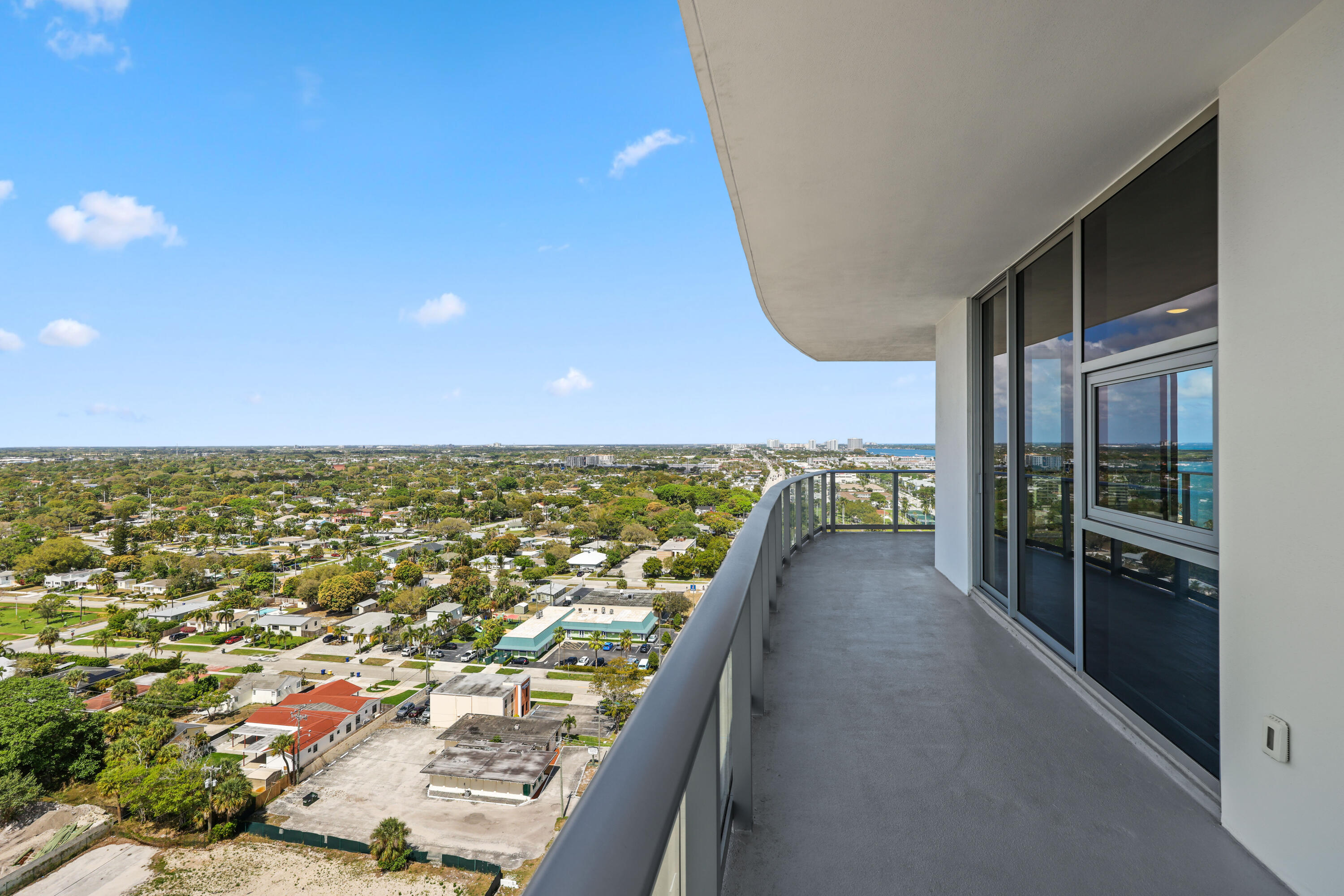 220 Lake Shore #1823, Lake Park FL 33403
