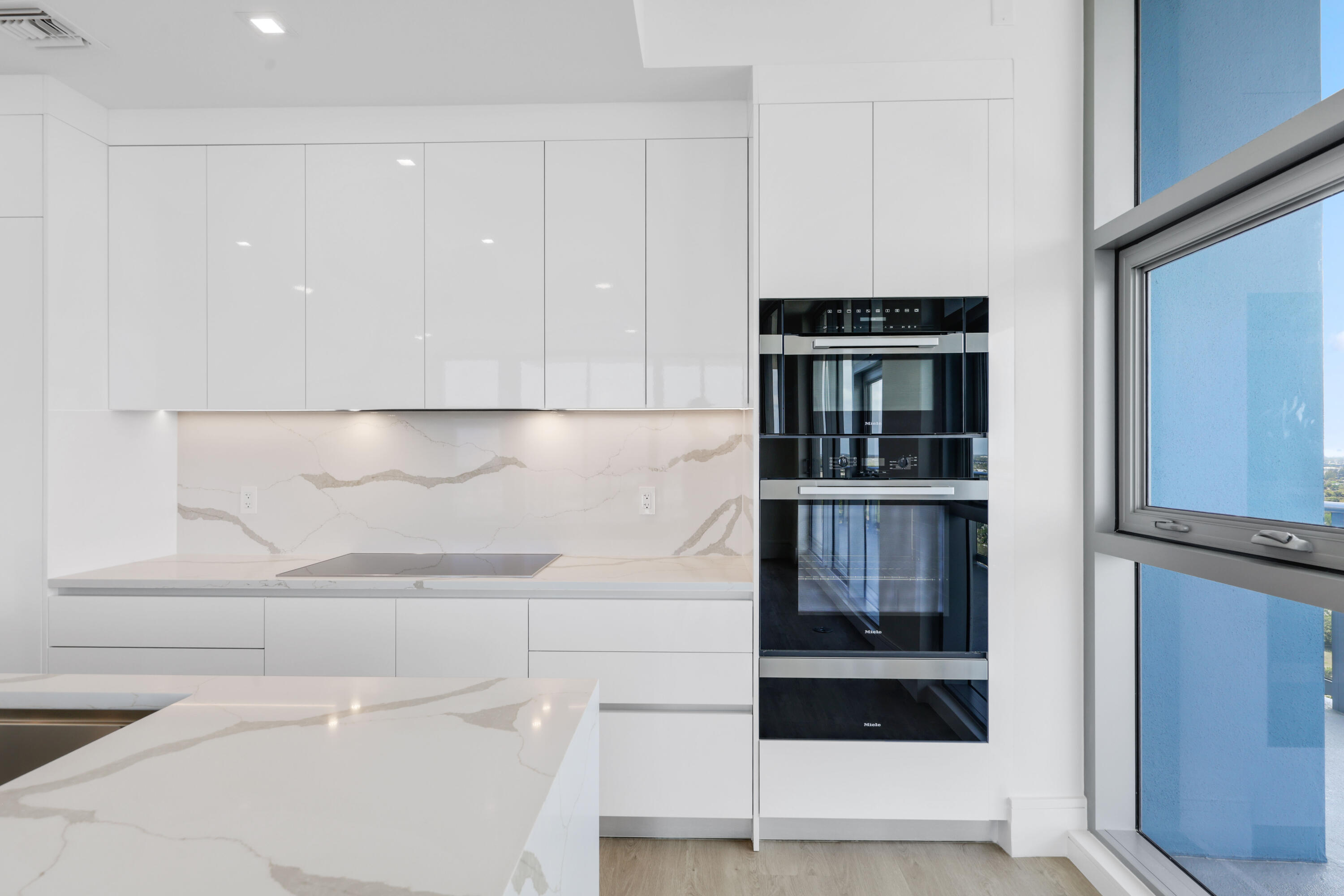 220 Lake Shore #1823, Lake Park FL 33403