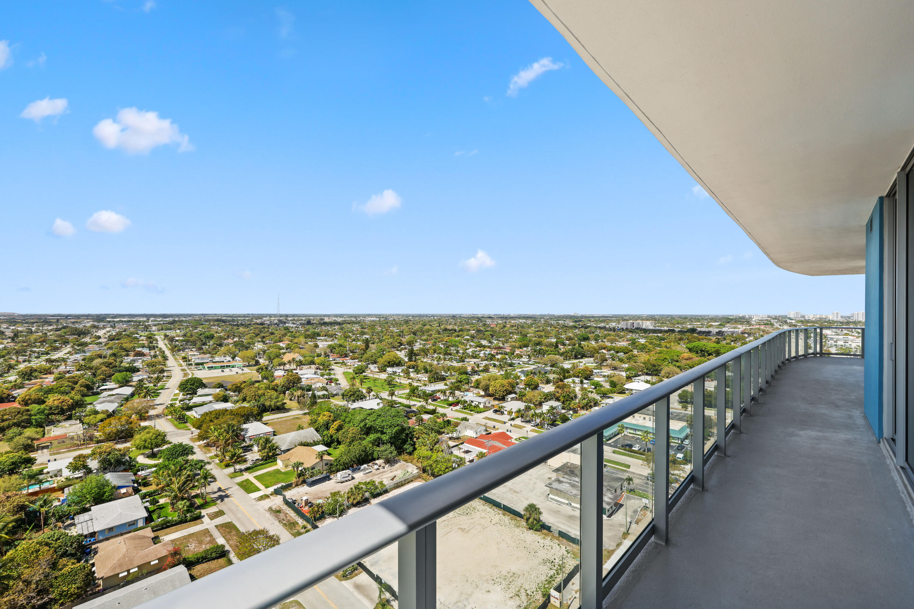 220 Lake Shore #1823, Lake Park FL 33403