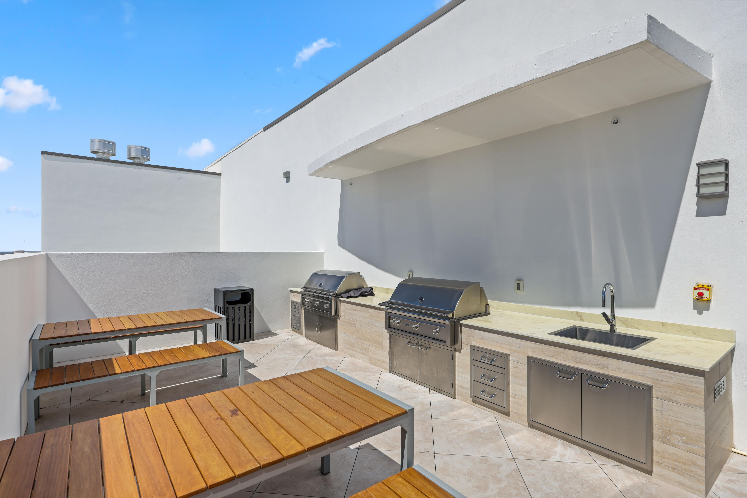 220 Lake Shore #1823, Lake Park FL 33403