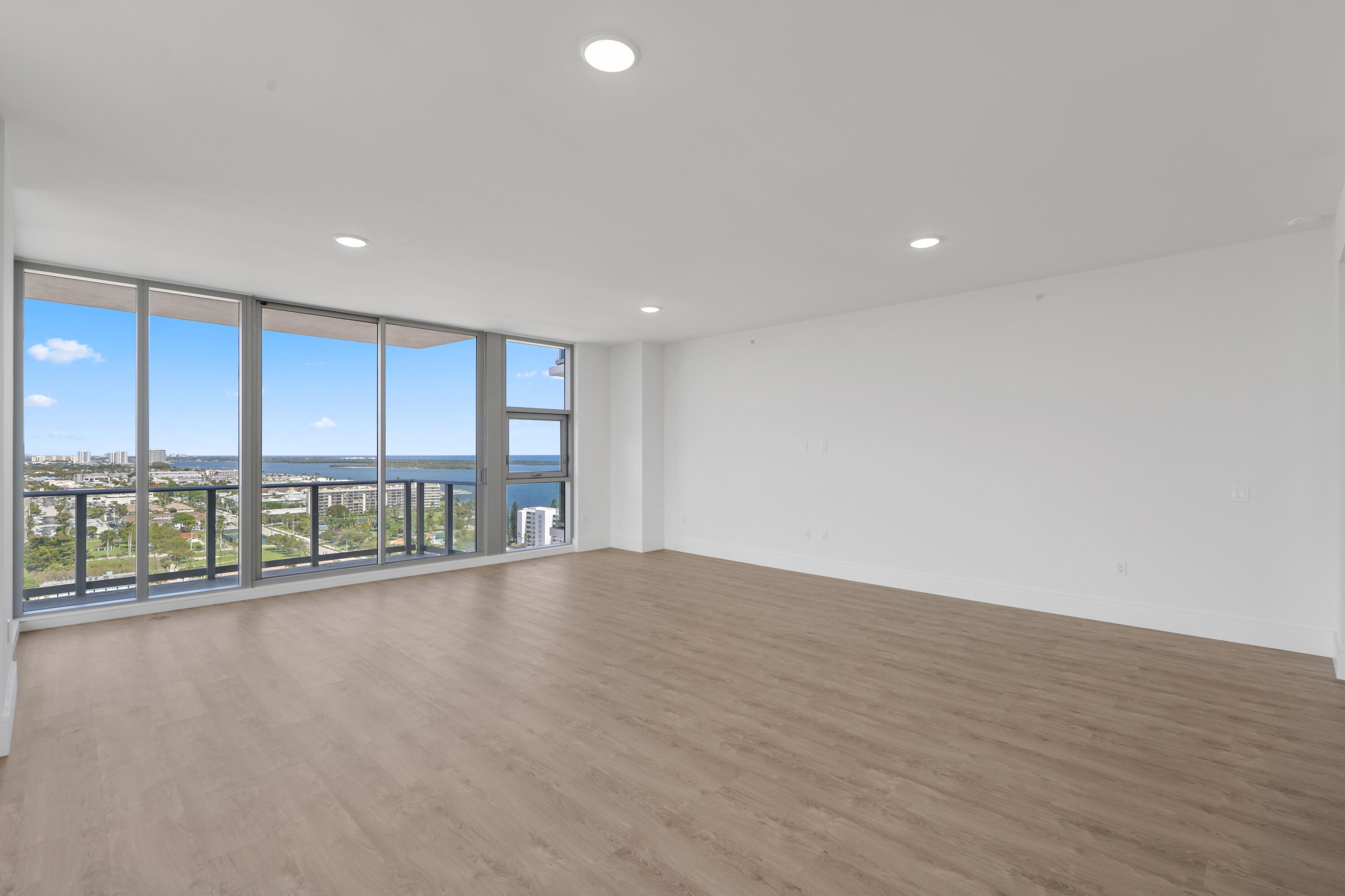 220 Lake Shore #1823, Lake Park FL 33403