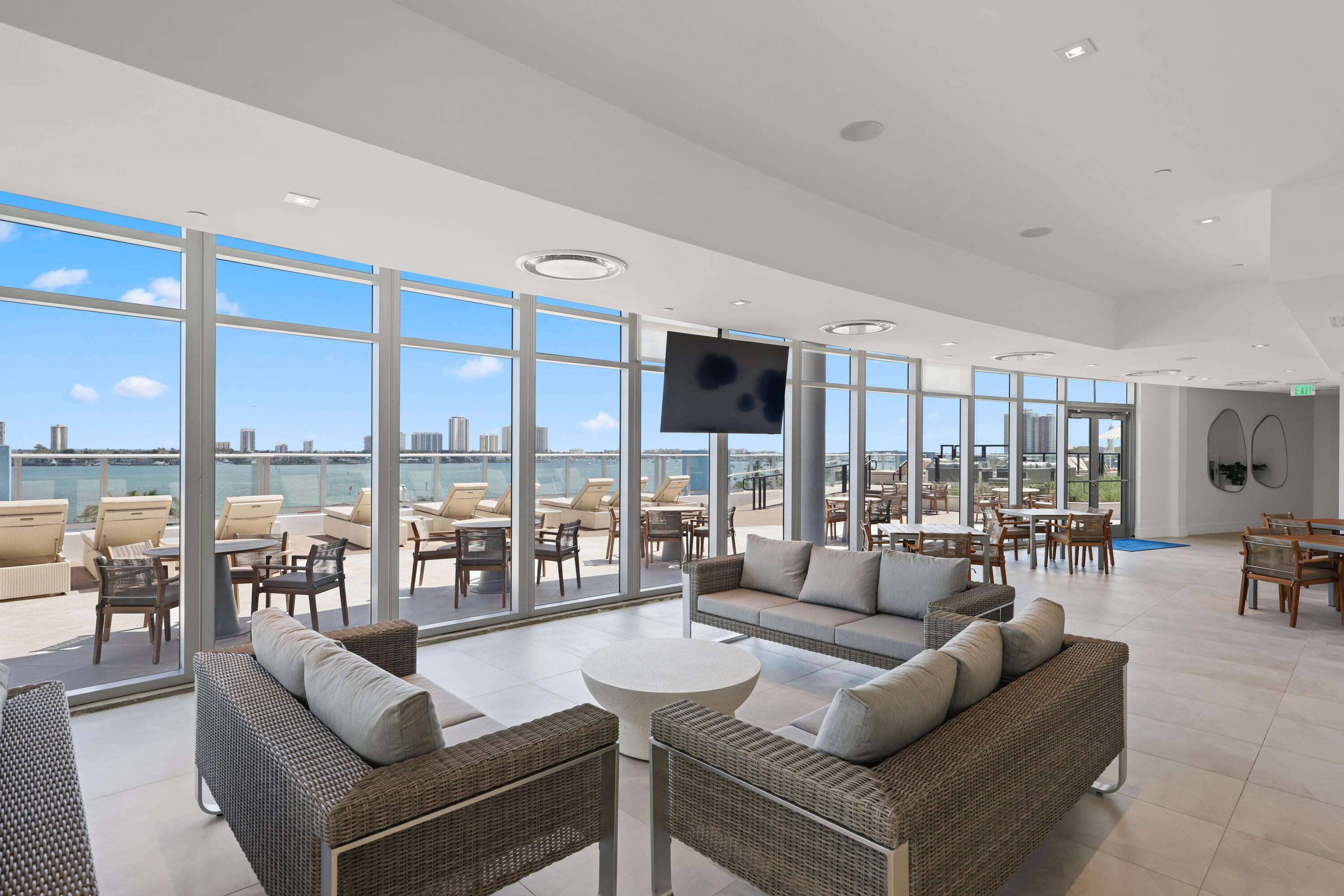 220 Lake Shore #1823, Lake Park FL 33403