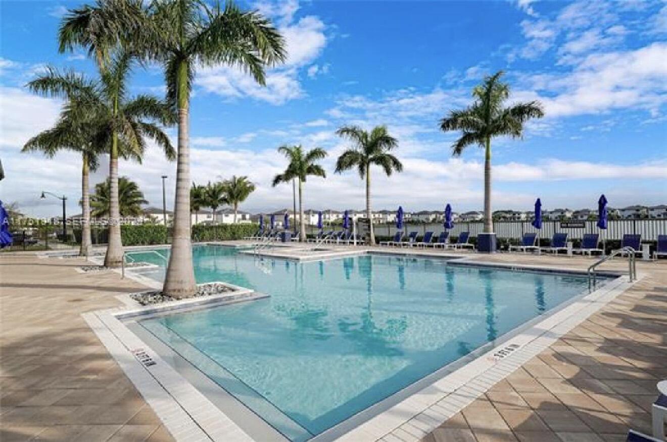 17325 SW 41, Miramar FL 33029