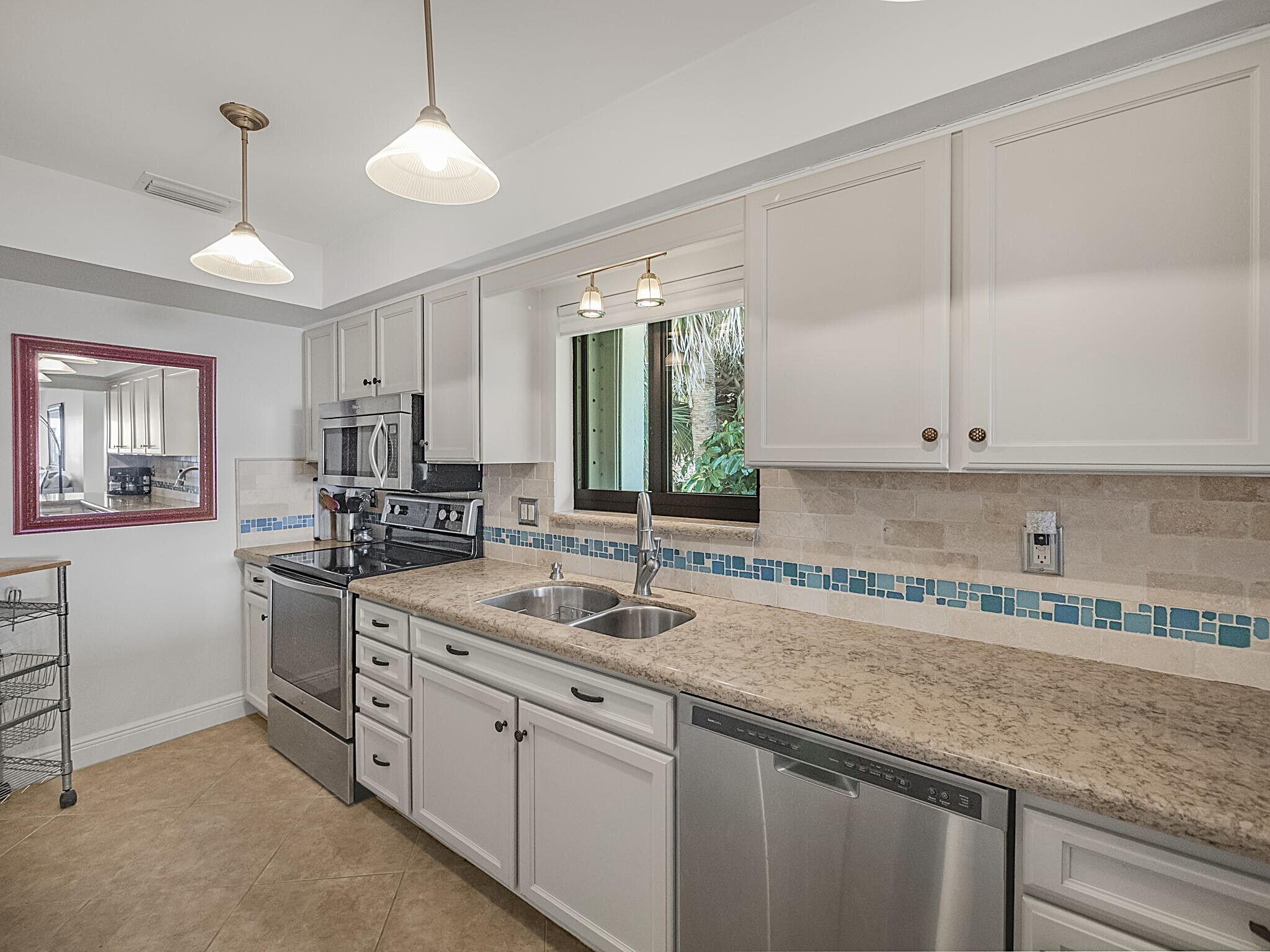 175 SE Saint Lucie #F116, Stuart FL 34996