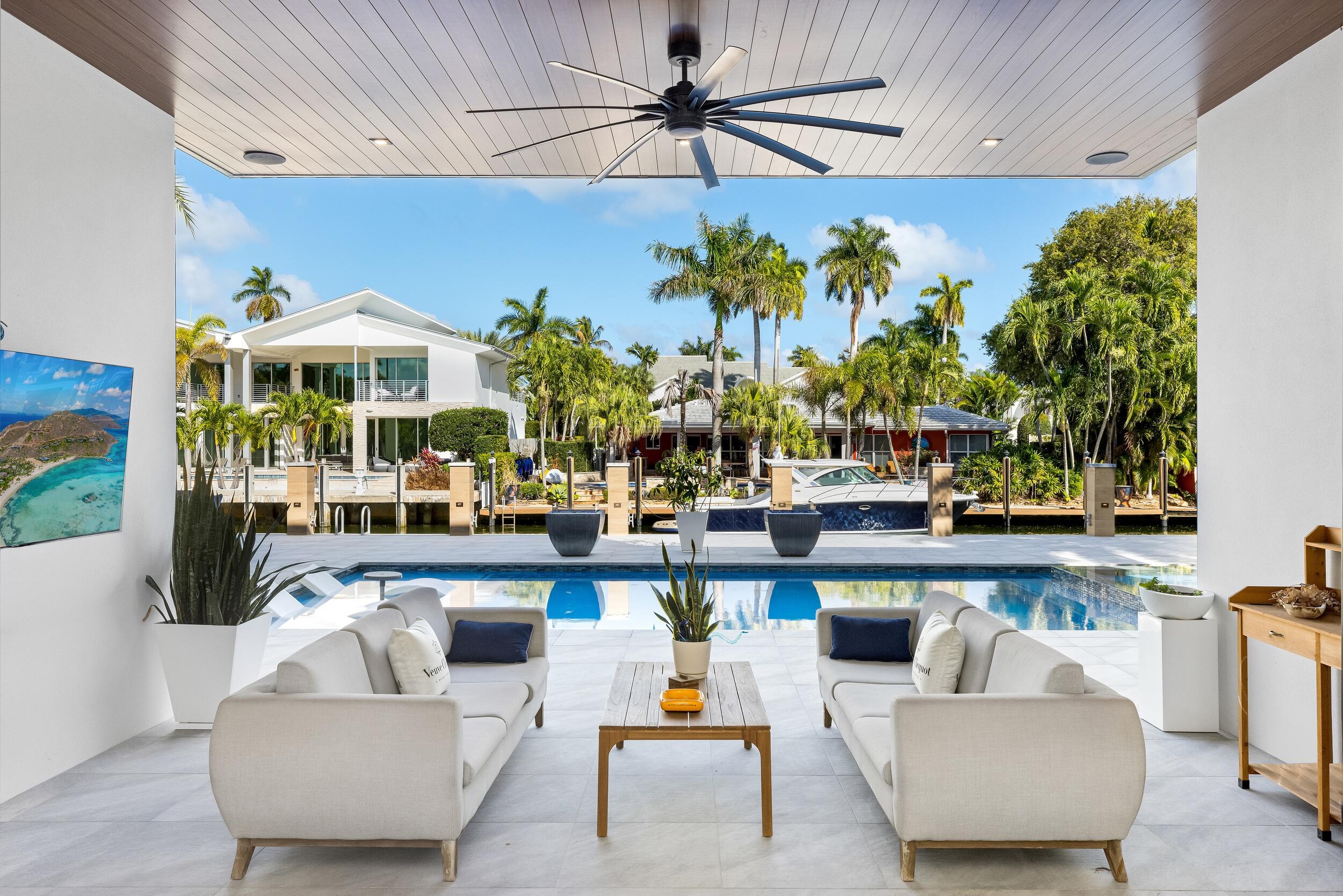 424 Coconut Isle, Fort Lauderdale FL 33301