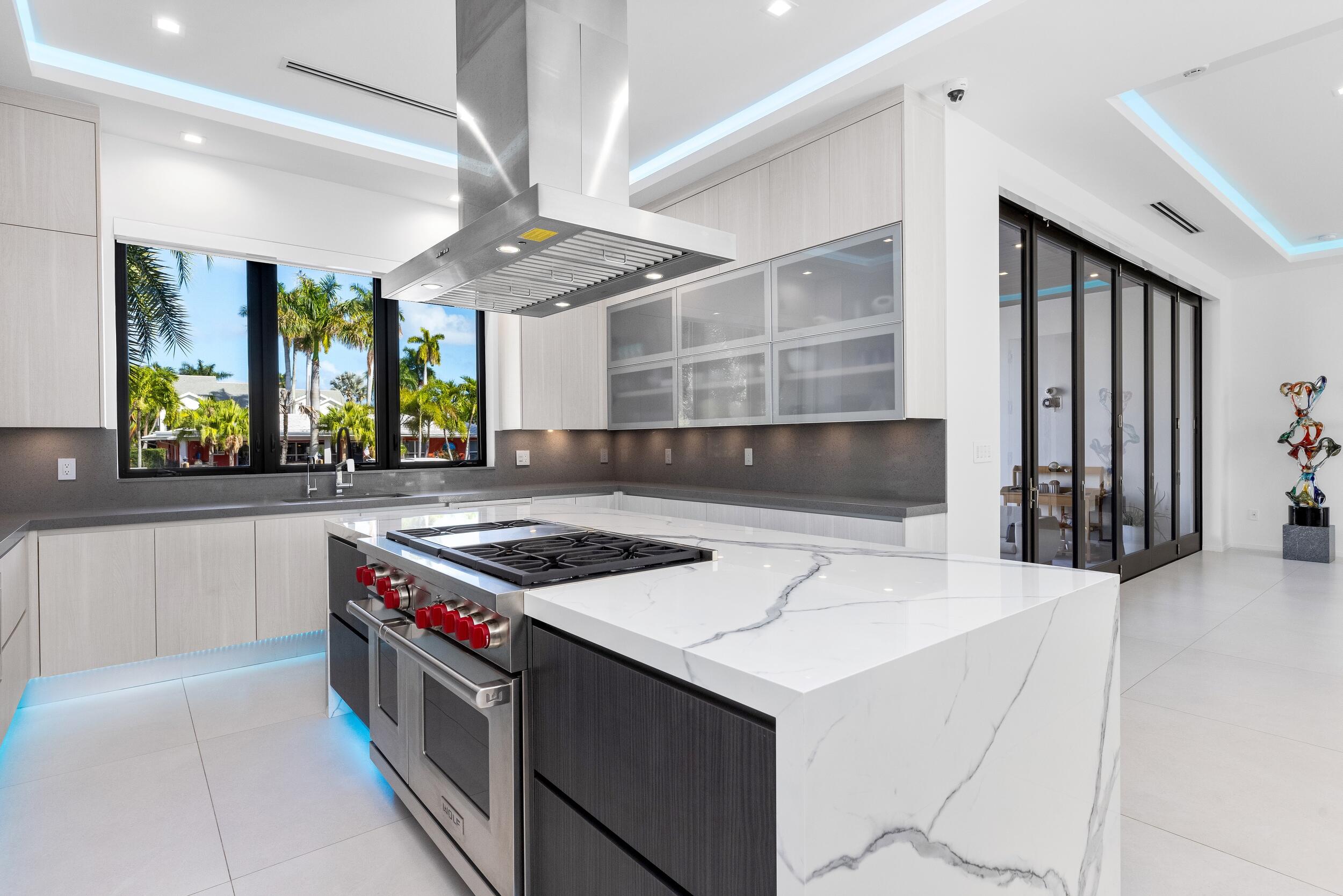 424 Coconut Isle, Fort Lauderdale FL 33301