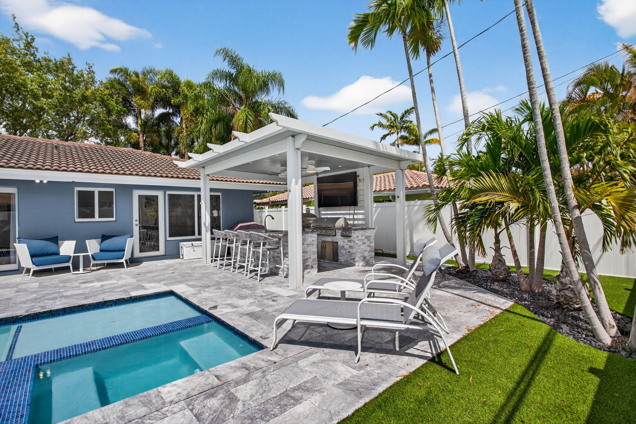 2732 NE 35th, Fort Lauderdale FL 33308