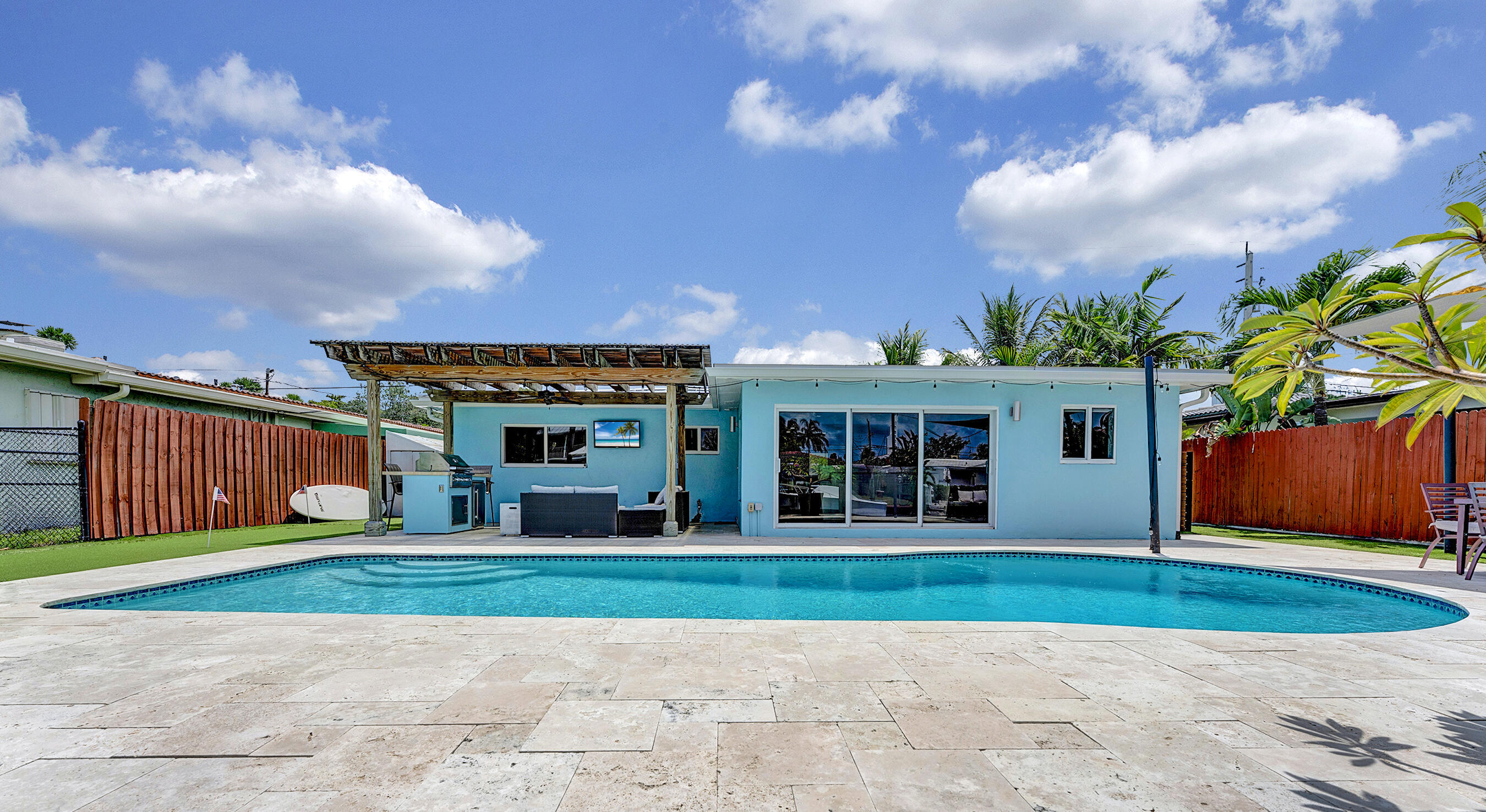 2291 SE 15th Street, Pompano Beach FL 33062