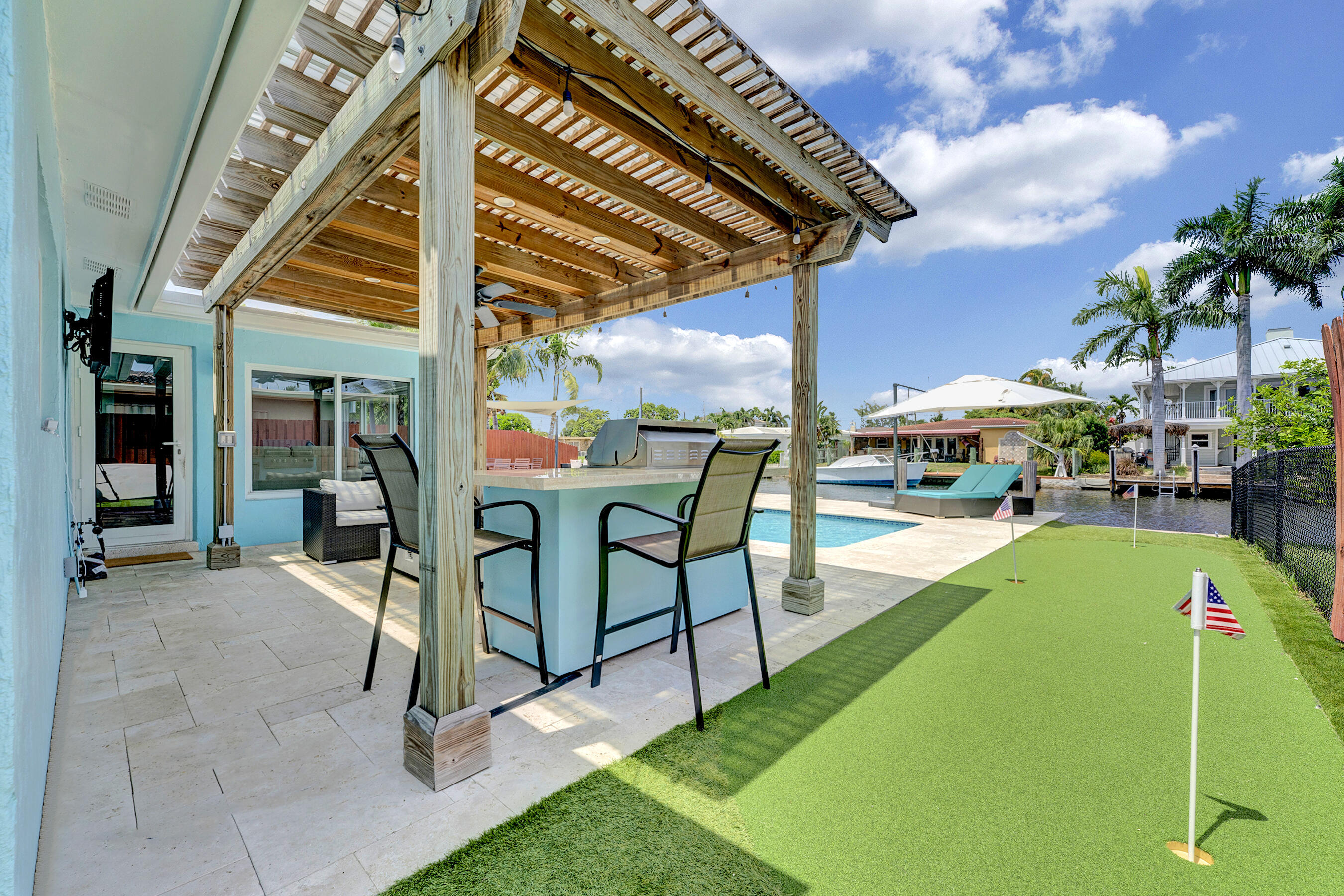 2291 SE 15th Street, Pompano Beach FL 33062