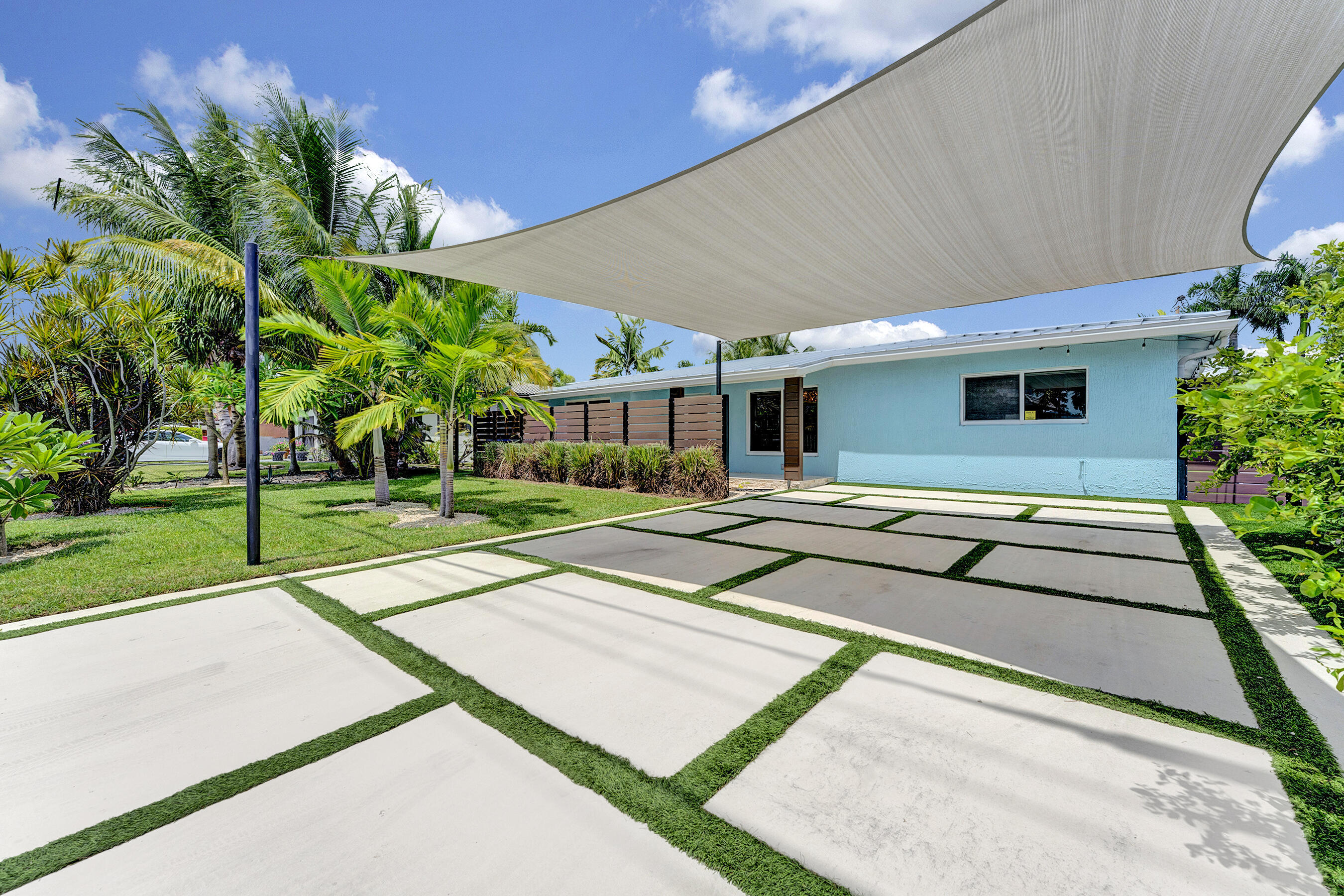 2291 SE 15th Street, Pompano Beach FL 33062
