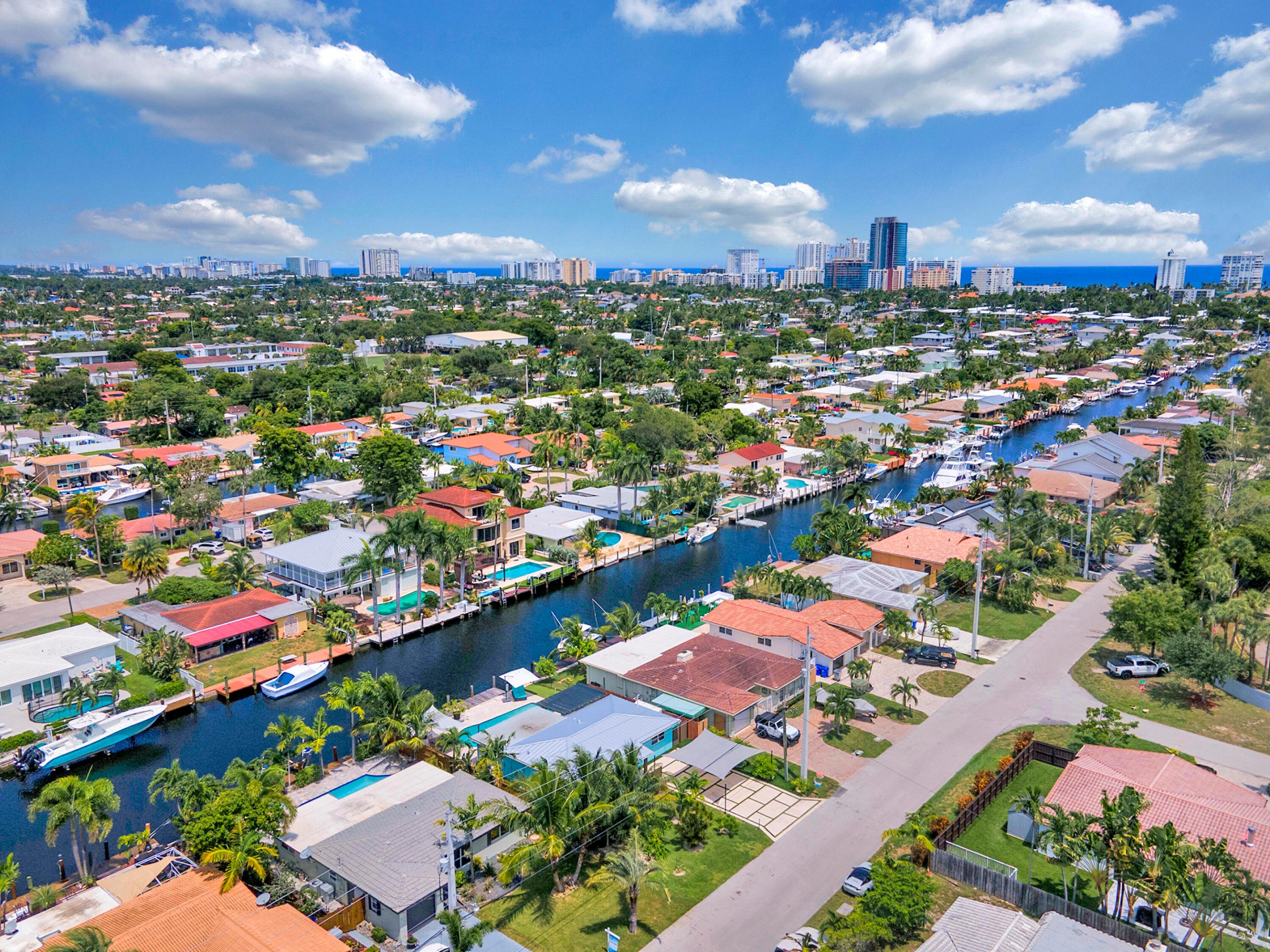 2291 SE 15th Street, Pompano Beach FL 33062