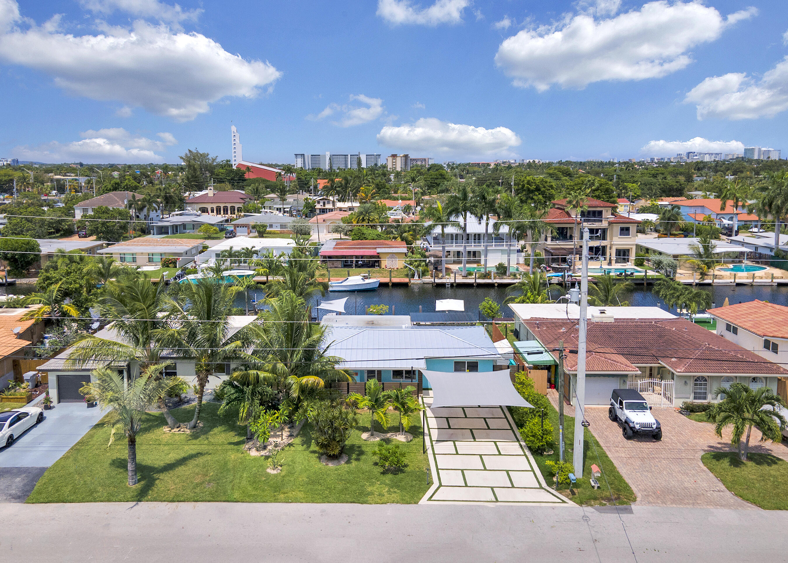 2291 SE 15th Street, Pompano Beach FL 33062