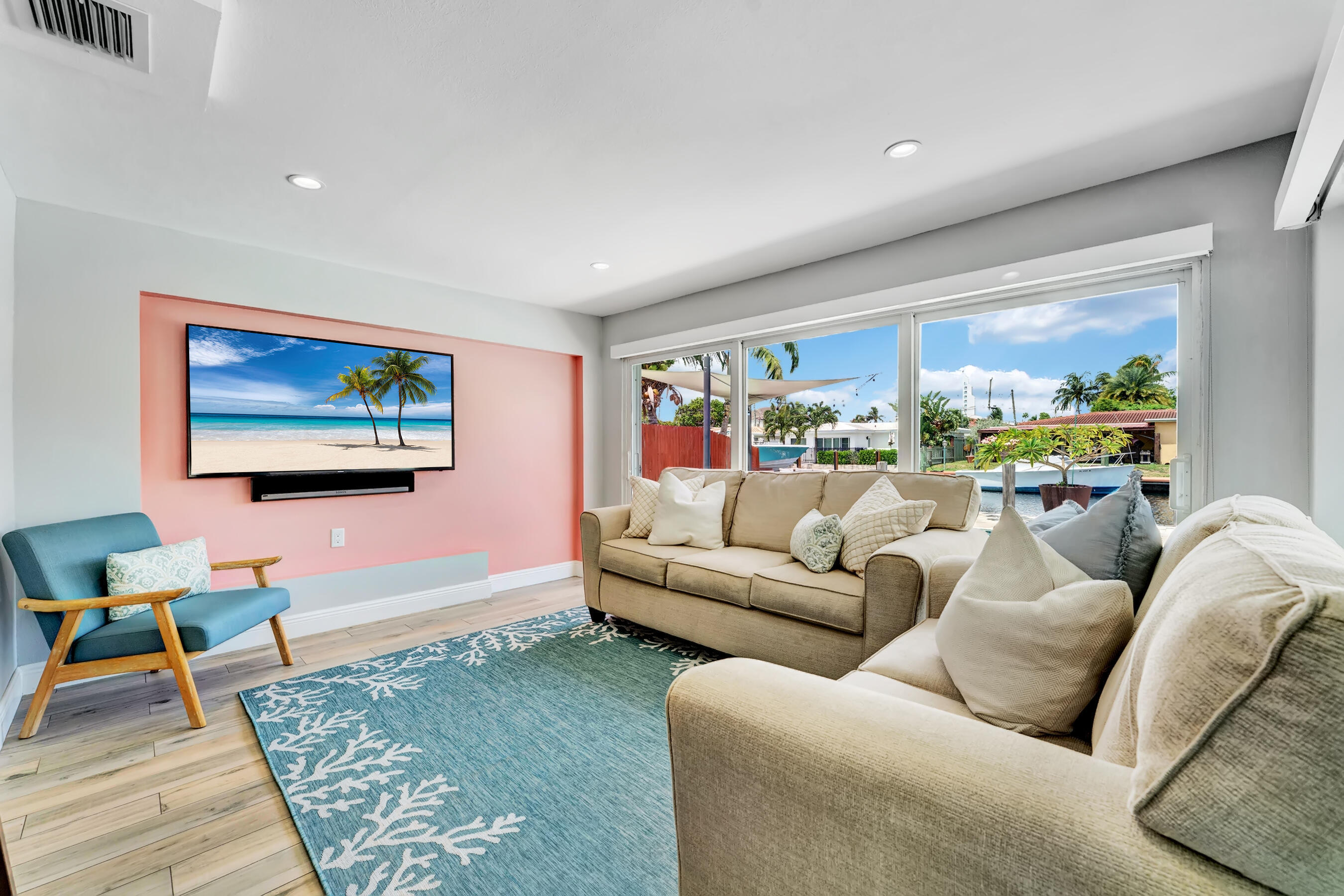 2291 SE 15th Street, Pompano Beach FL 33062
