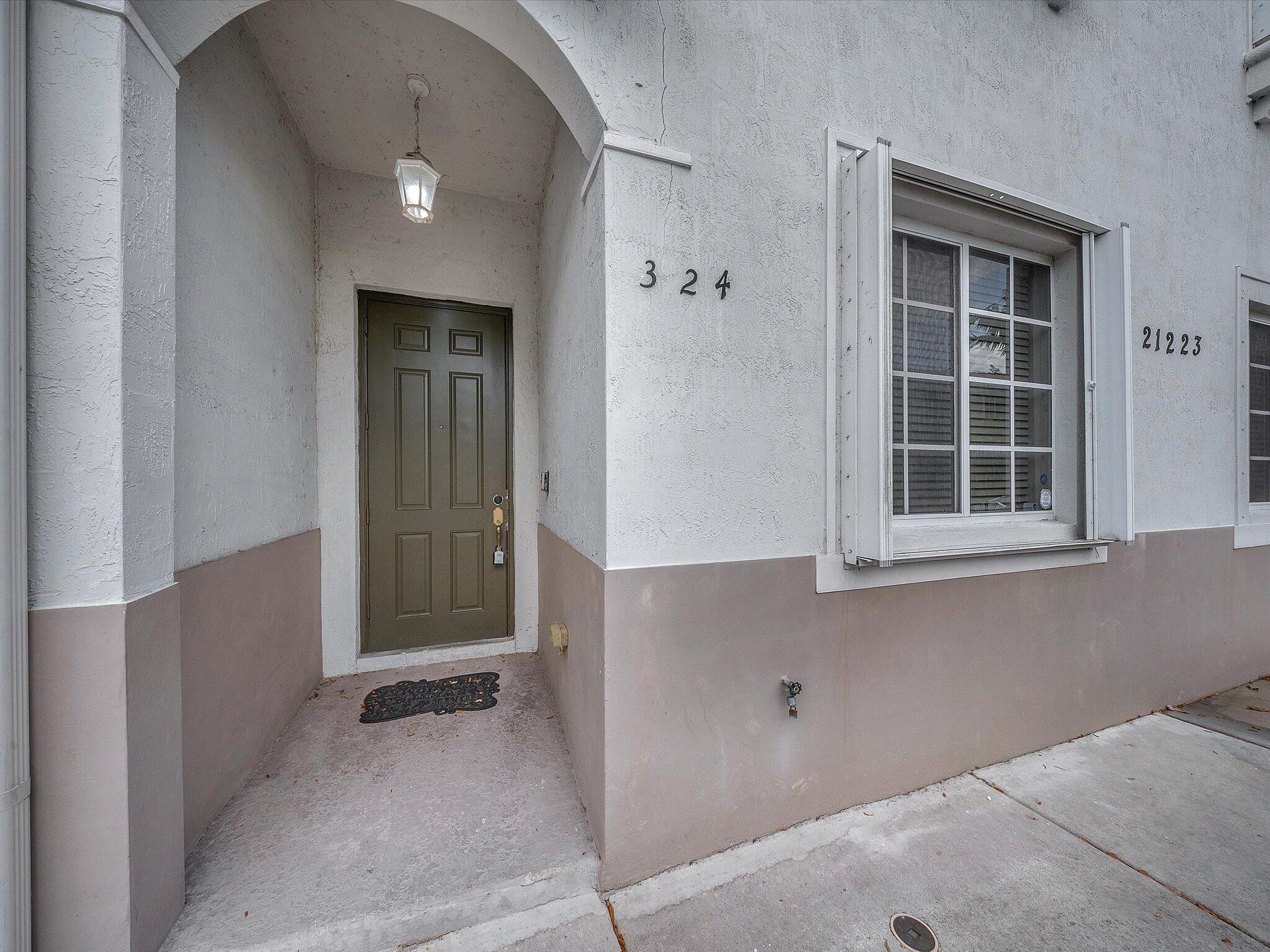 21223 NW 14th #324, Miami Gardens FL 33169