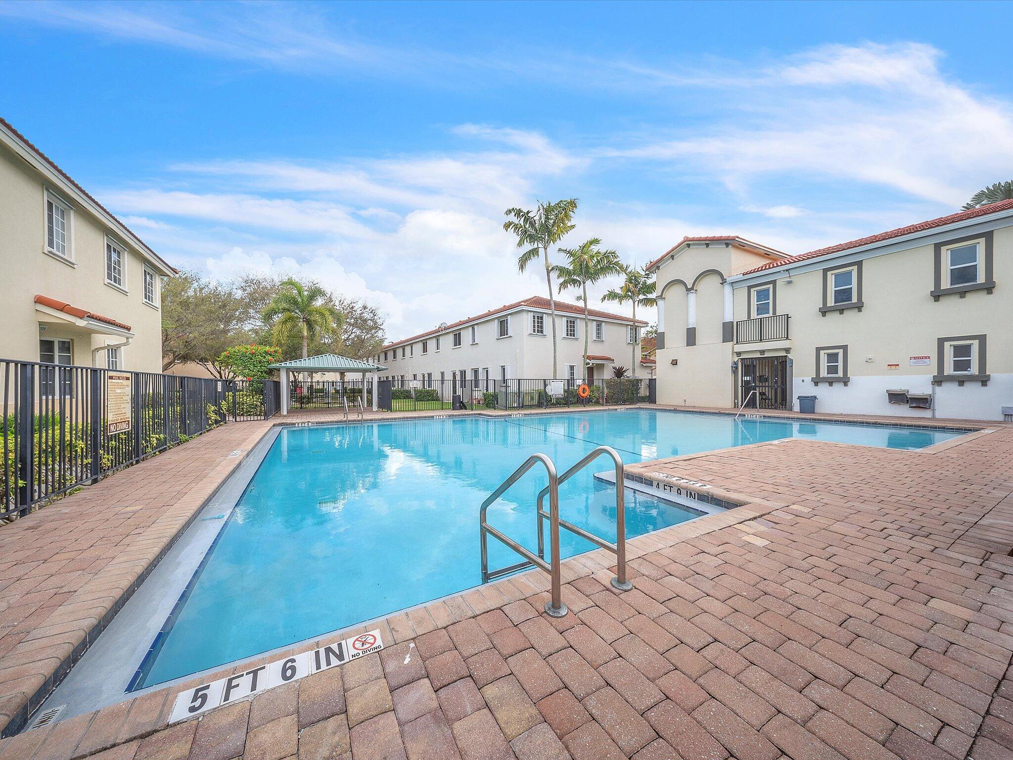 21223 NW 14th #324, Miami Gardens FL 33169