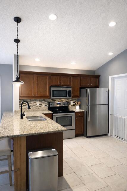 6418 Pompano, Jupiter FL 33458
