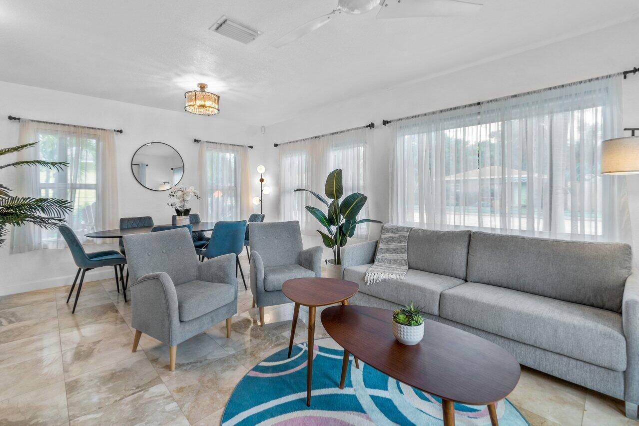 1911 Parker, West Palm Beach FL 33401