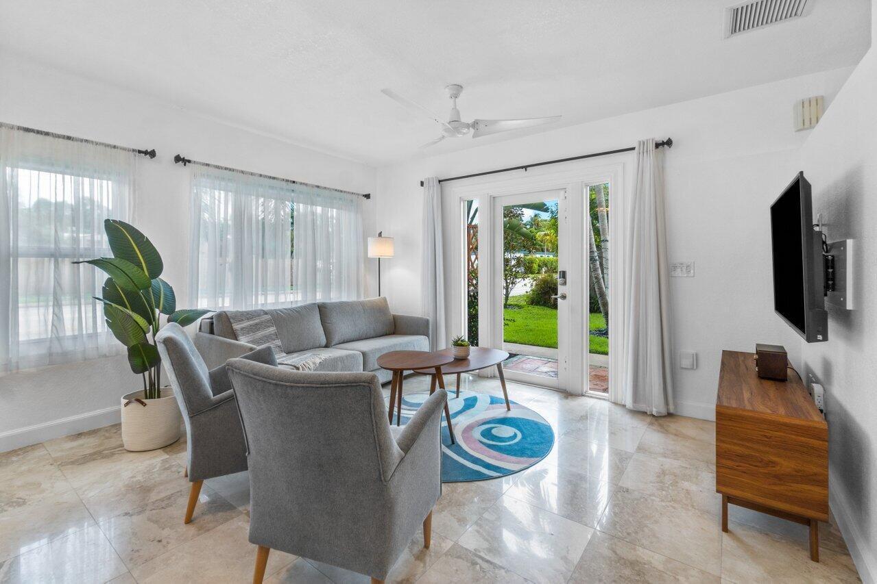 1911 Parker, West Palm Beach FL 33401