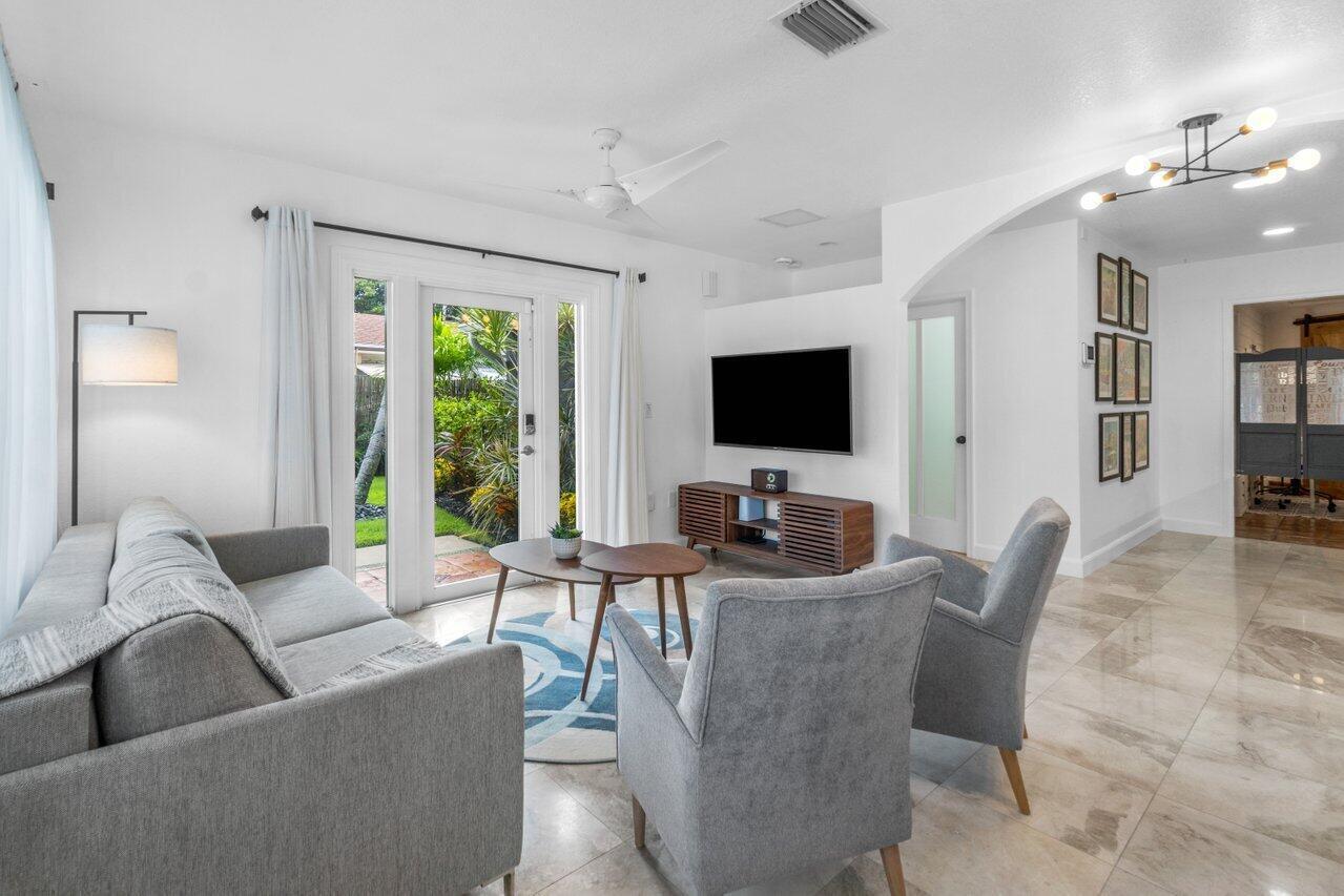 1911 Parker, West Palm Beach FL 33401