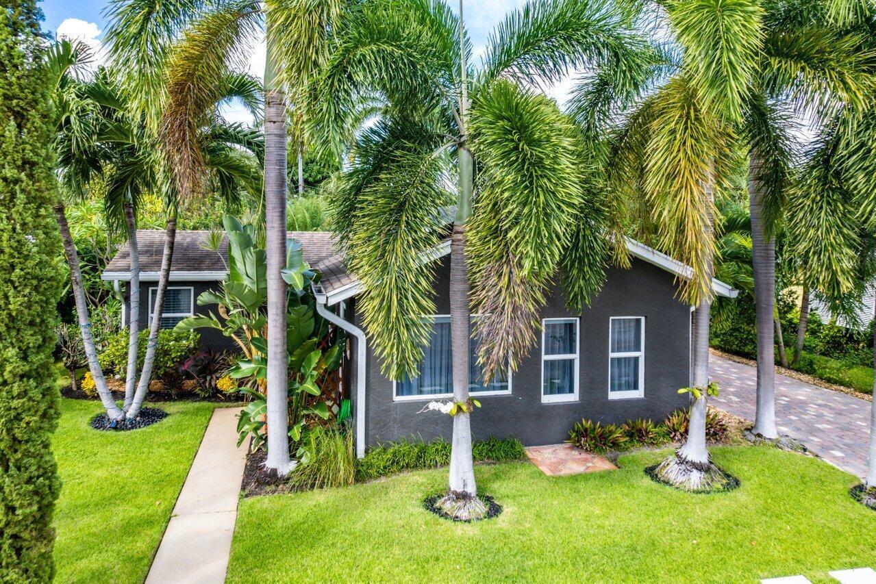 1911 Parker, West Palm Beach FL 33401
