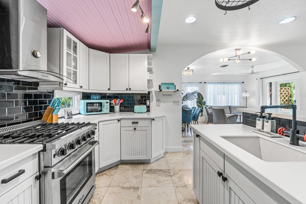 1911 Parker, West Palm Beach FL 33401