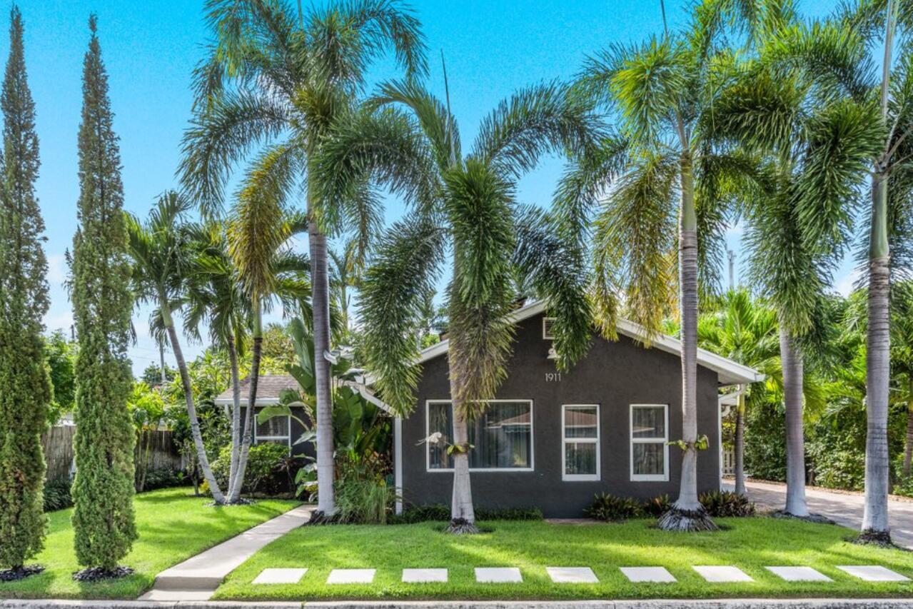 1911 Parker, West Palm Beach FL 33401