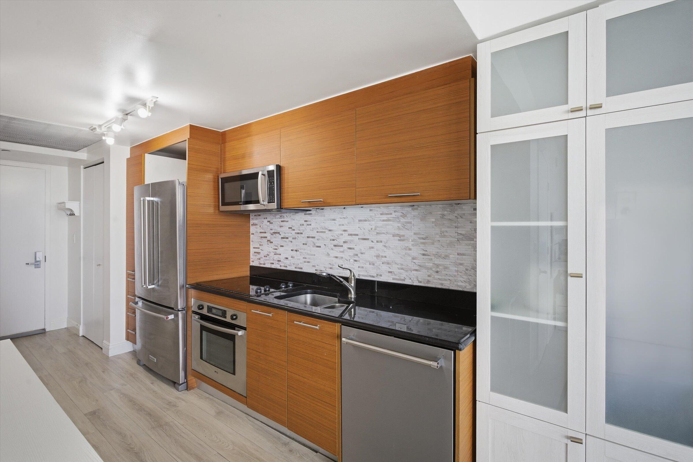 50 Biscayne #4603, Miami FL 33132