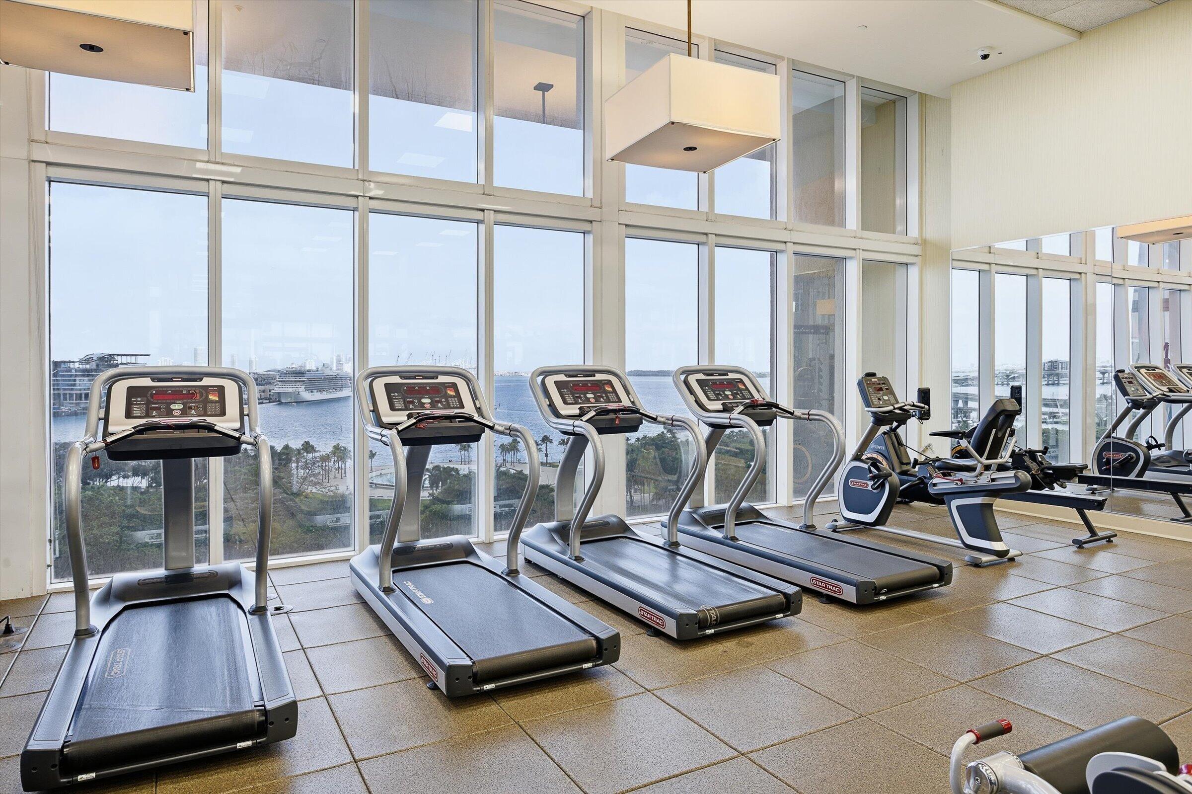 50 Biscayne #4603, Miami FL 33132