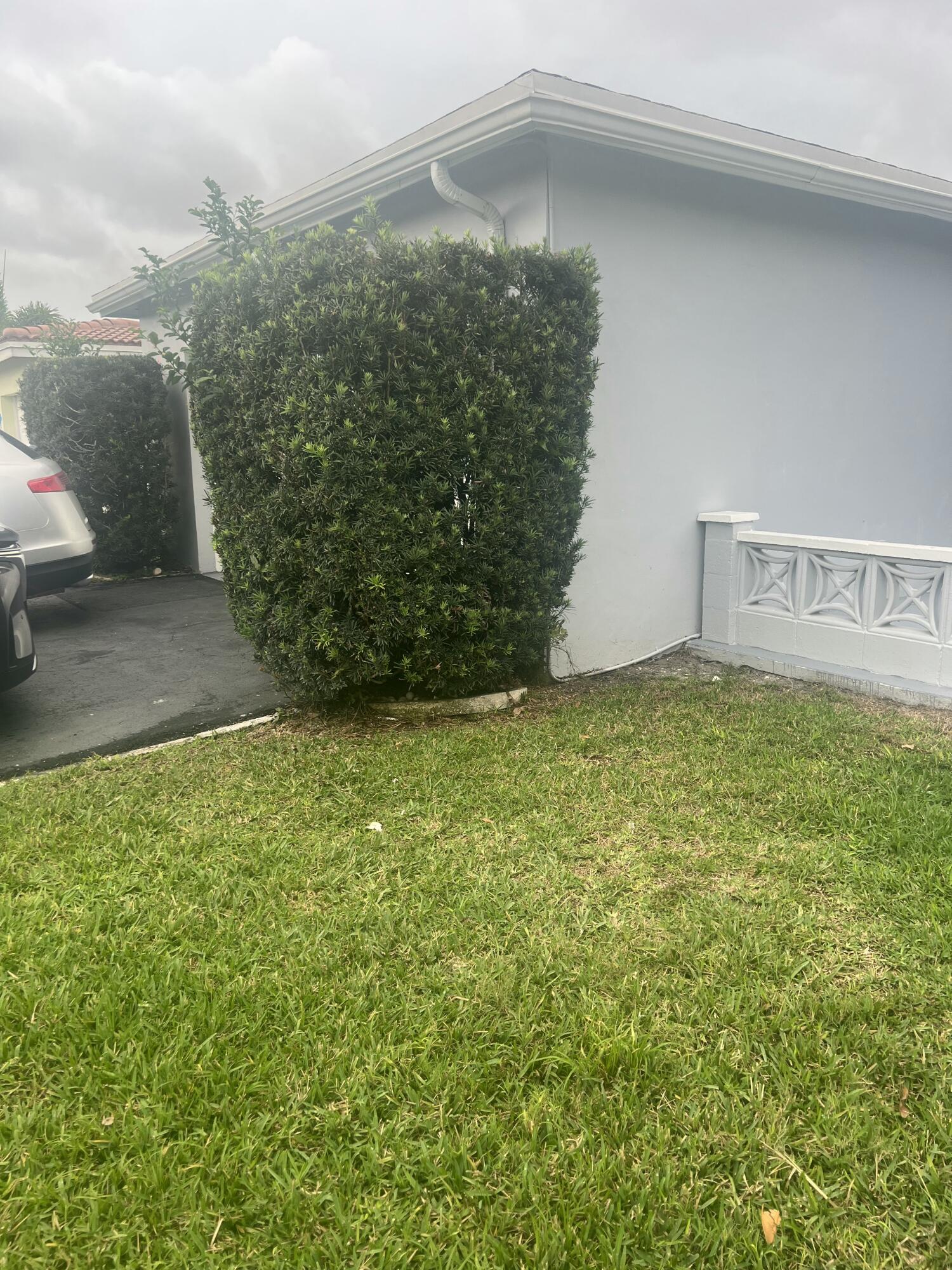 4680 NW 39th, Lauderdale Lakes FL 33319