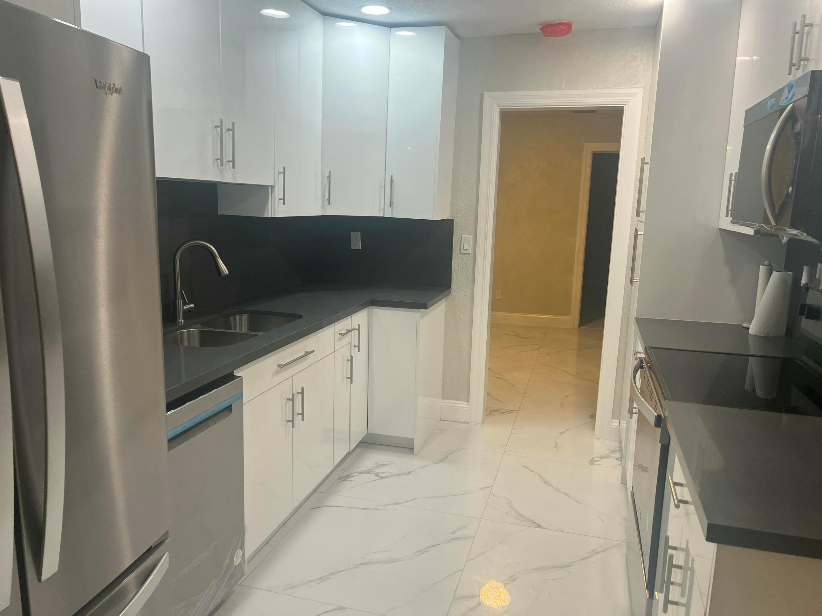 4680 NW 39th, Lauderdale Lakes FL 33319