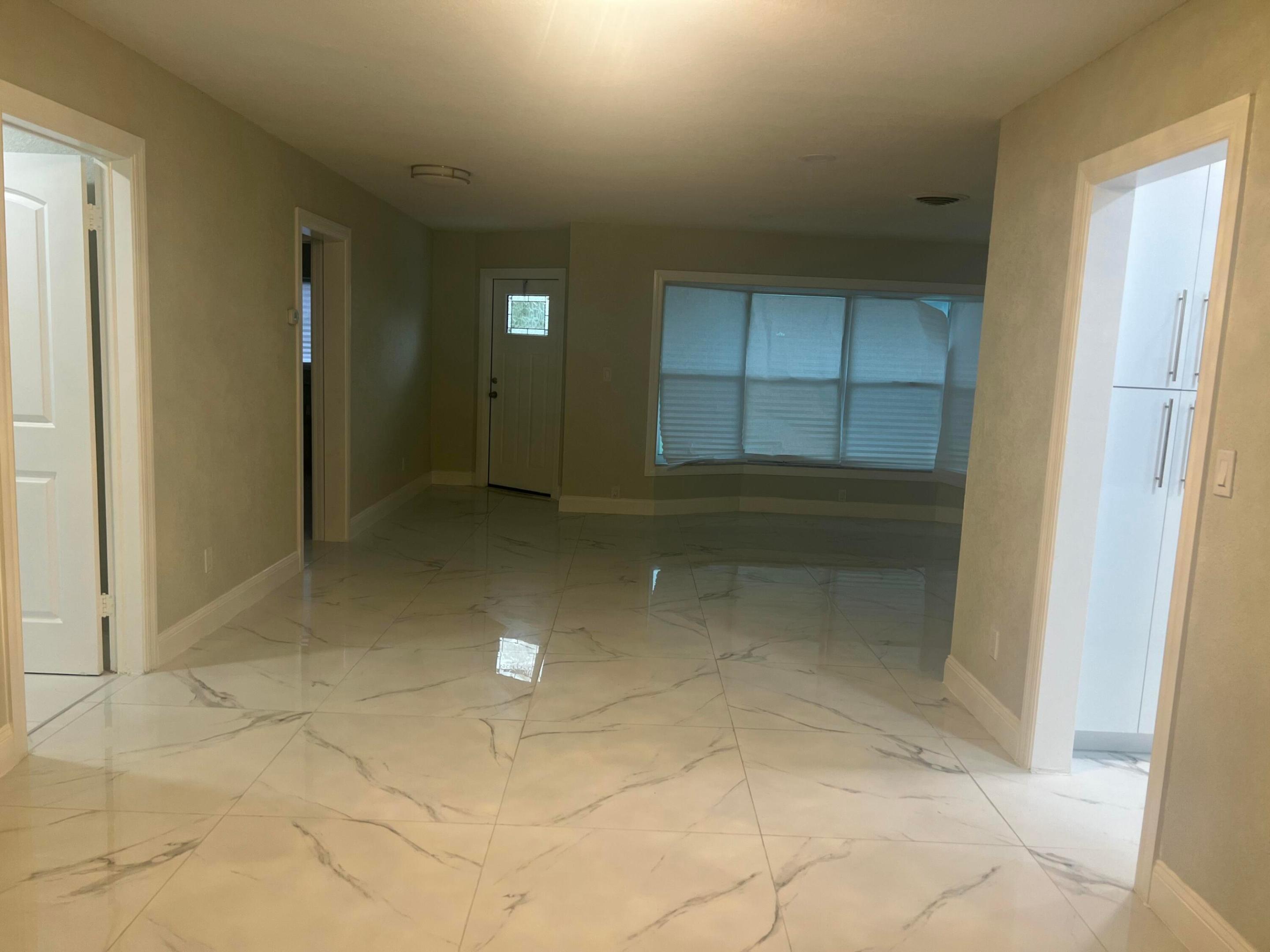 4680 NW 39th, Lauderdale Lakes FL 33319