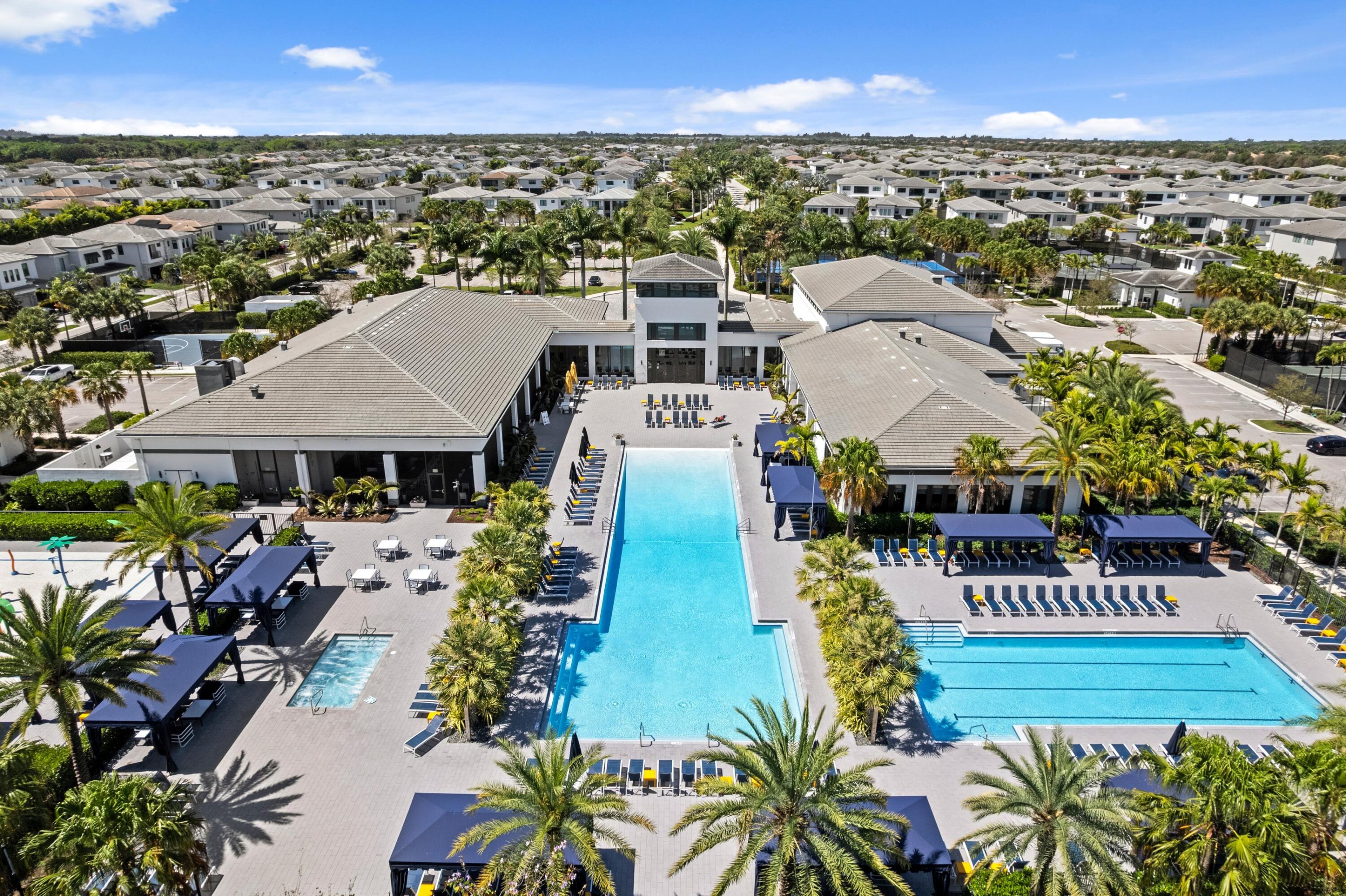 17136 Aquavera, Boca Raton FL 33496
