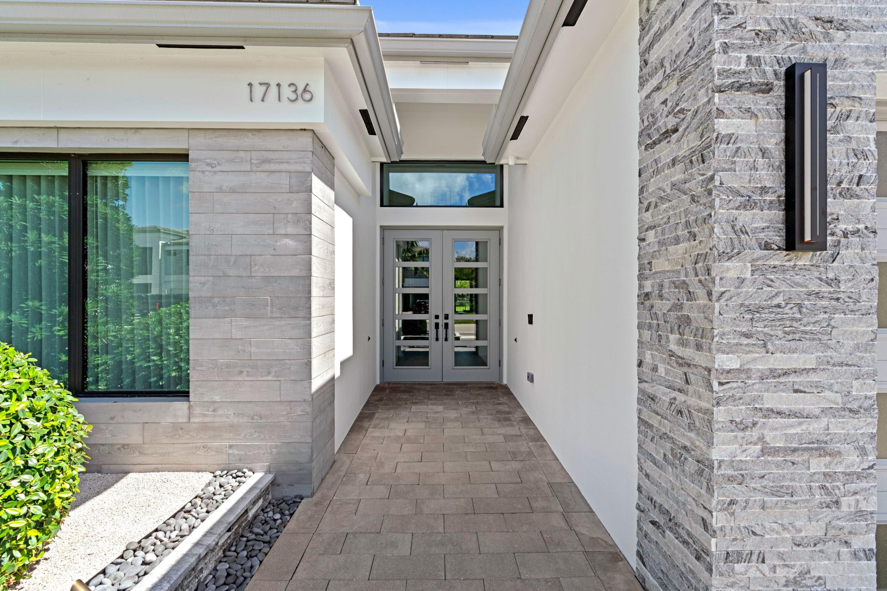 17136 Aquavera, Boca Raton FL 33496