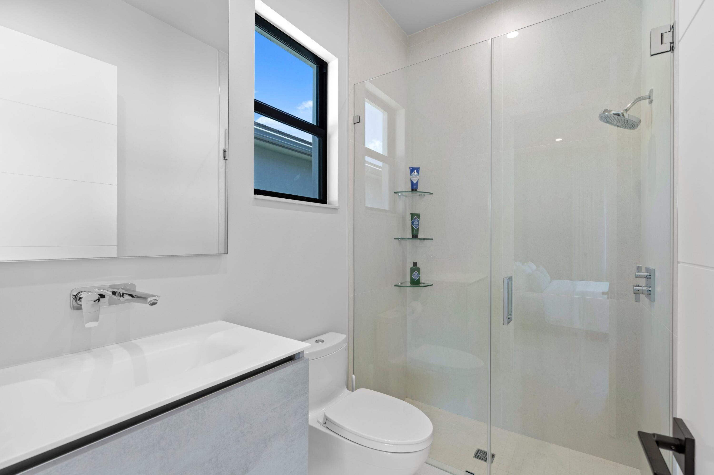 17136 Aquavera, Boca Raton FL 33496