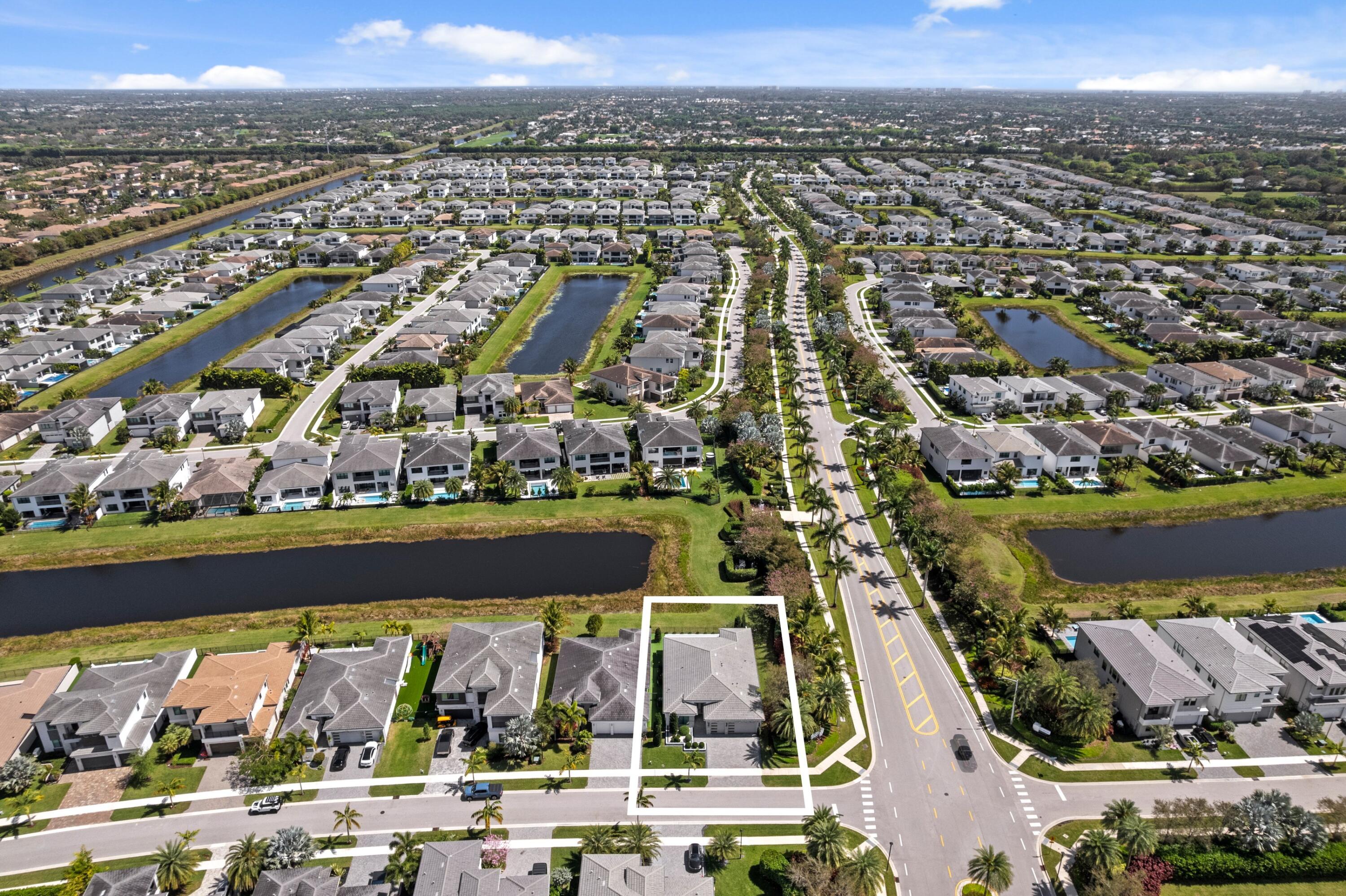 17136 Aquavera, Boca Raton FL 33496