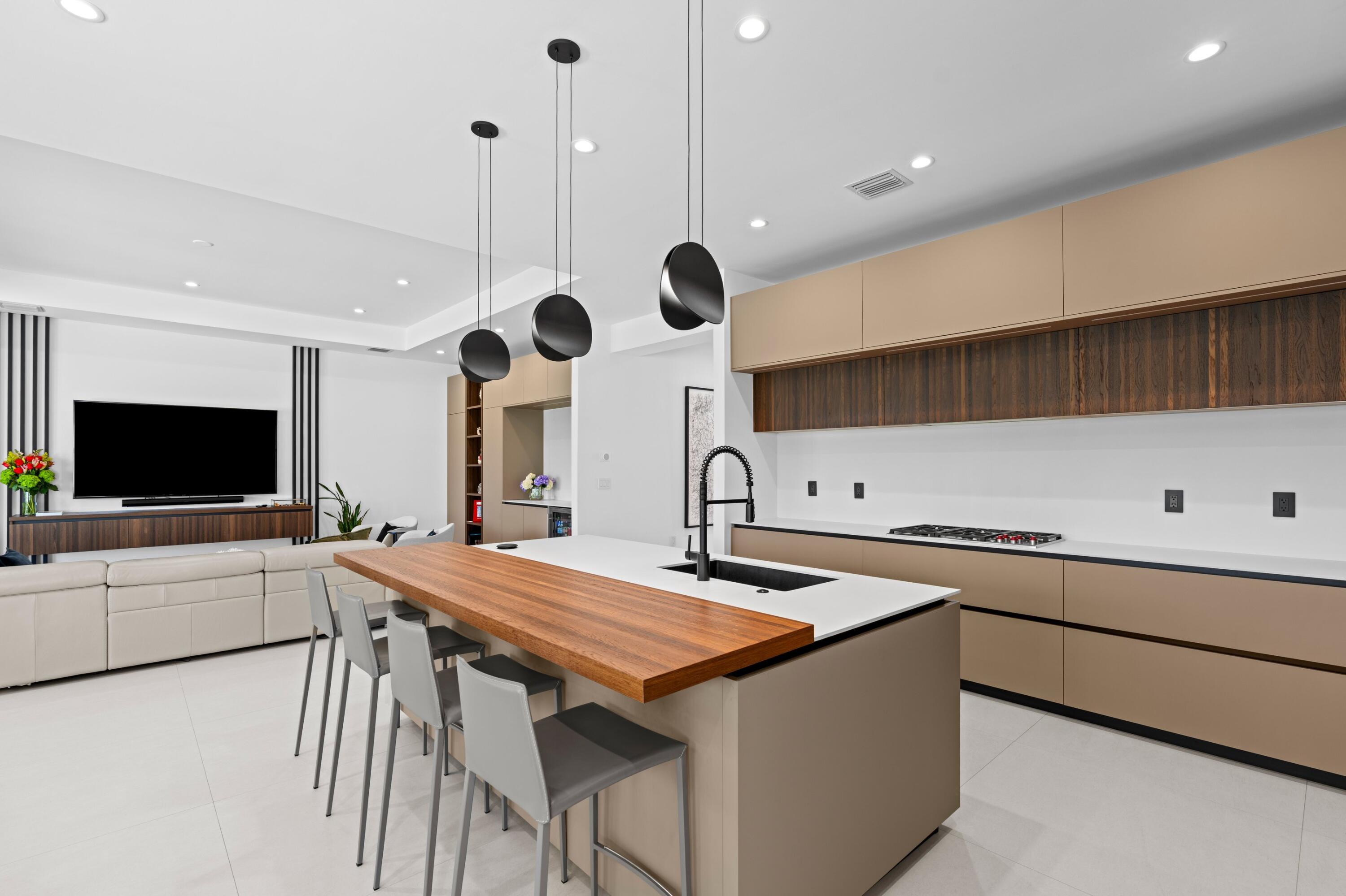 17136 Aquavera, Boca Raton FL 33496