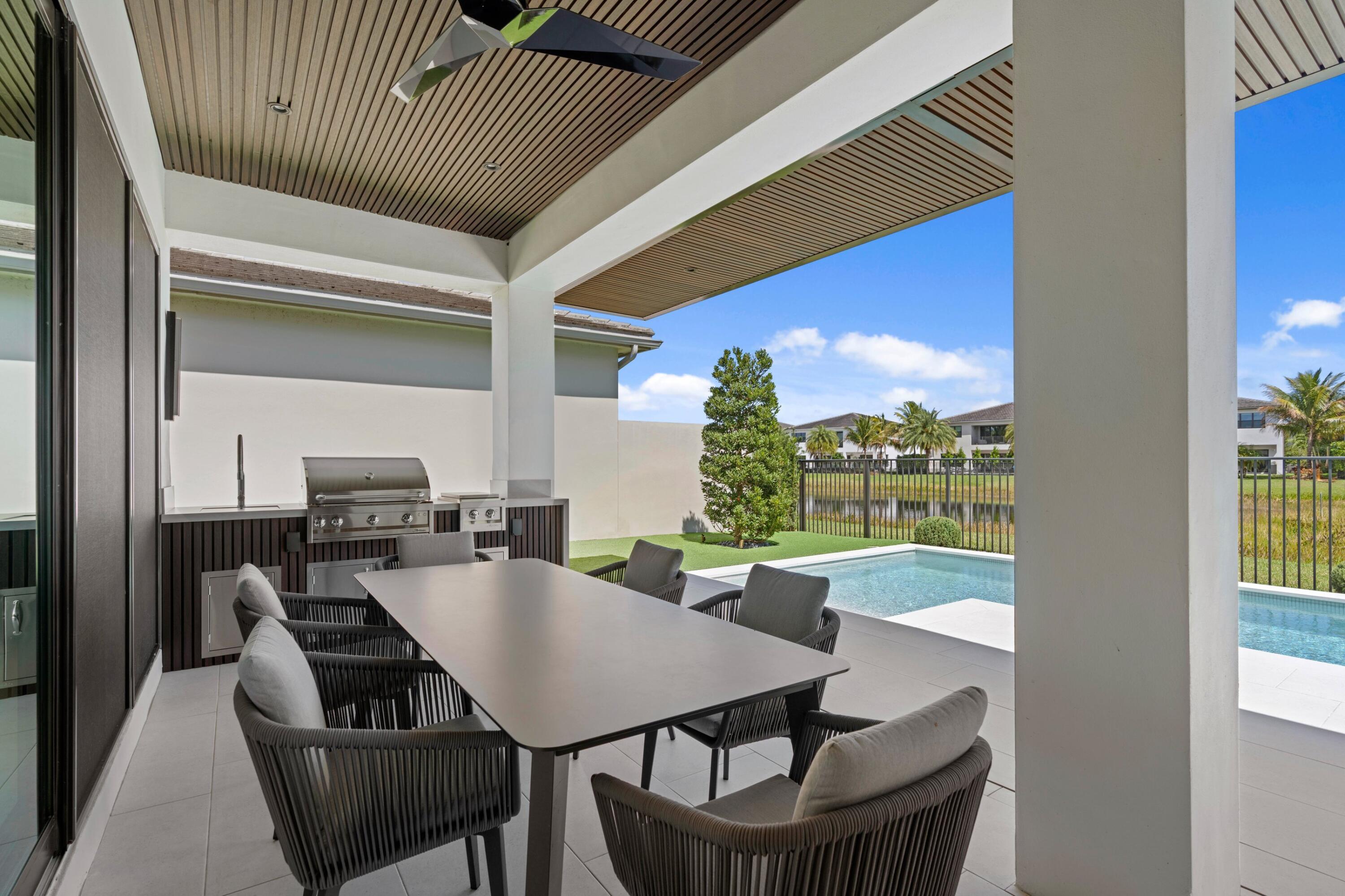 17136 Aquavera, Boca Raton FL 33496