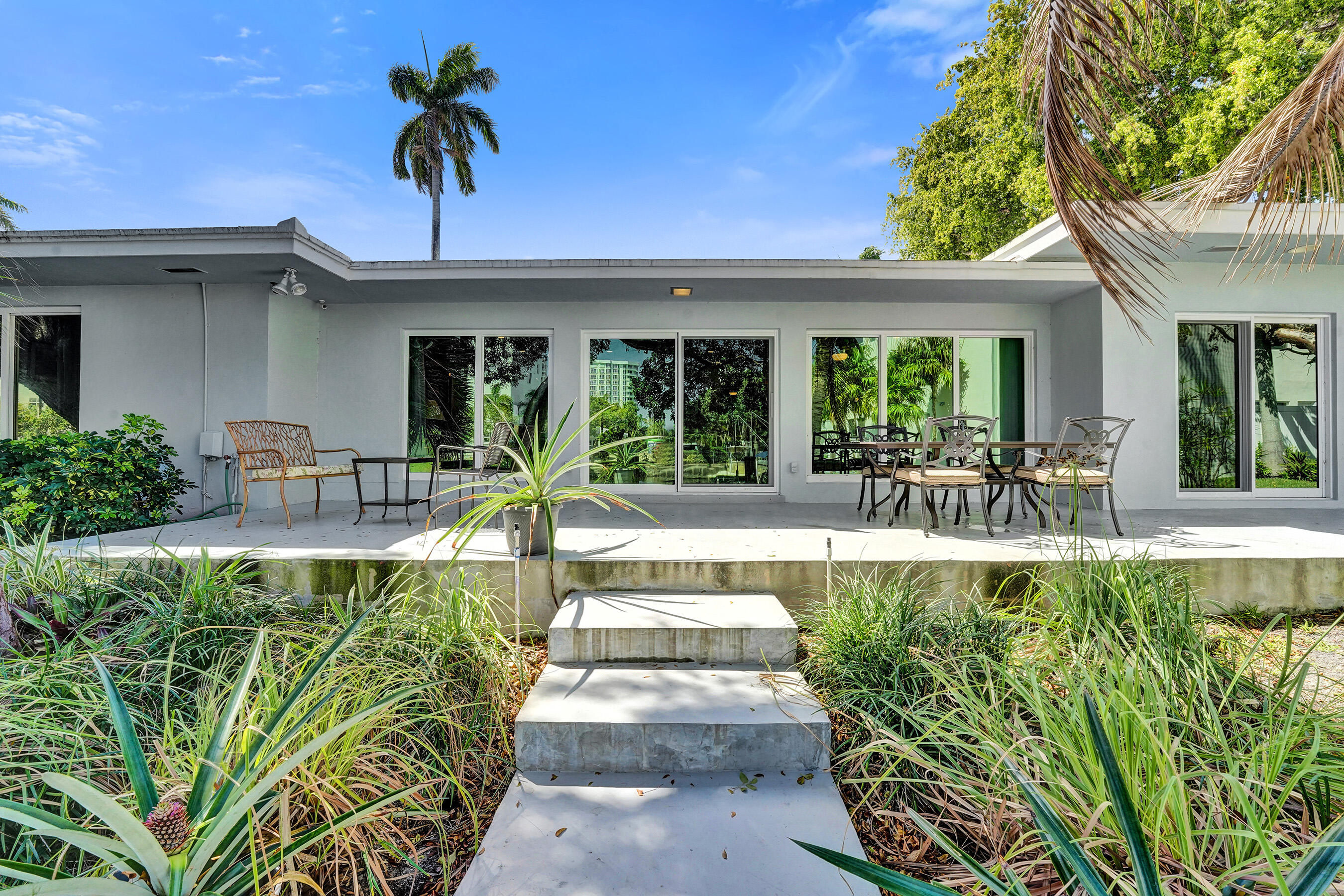 1431 S Ocean #37, Lauderdale By The Sea FL 33062