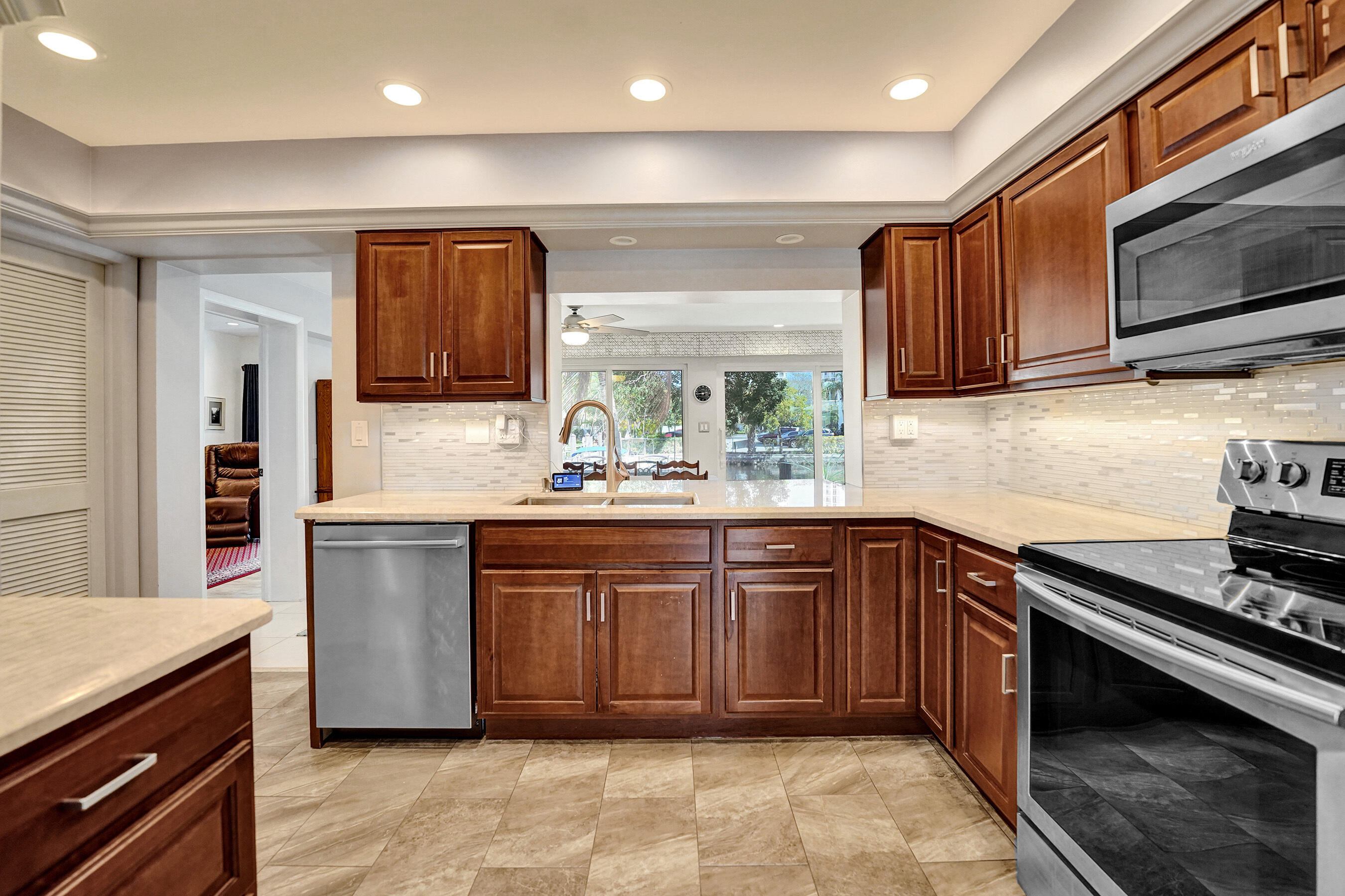 1431 S Ocean #37, Lauderdale By The Sea FL 33062