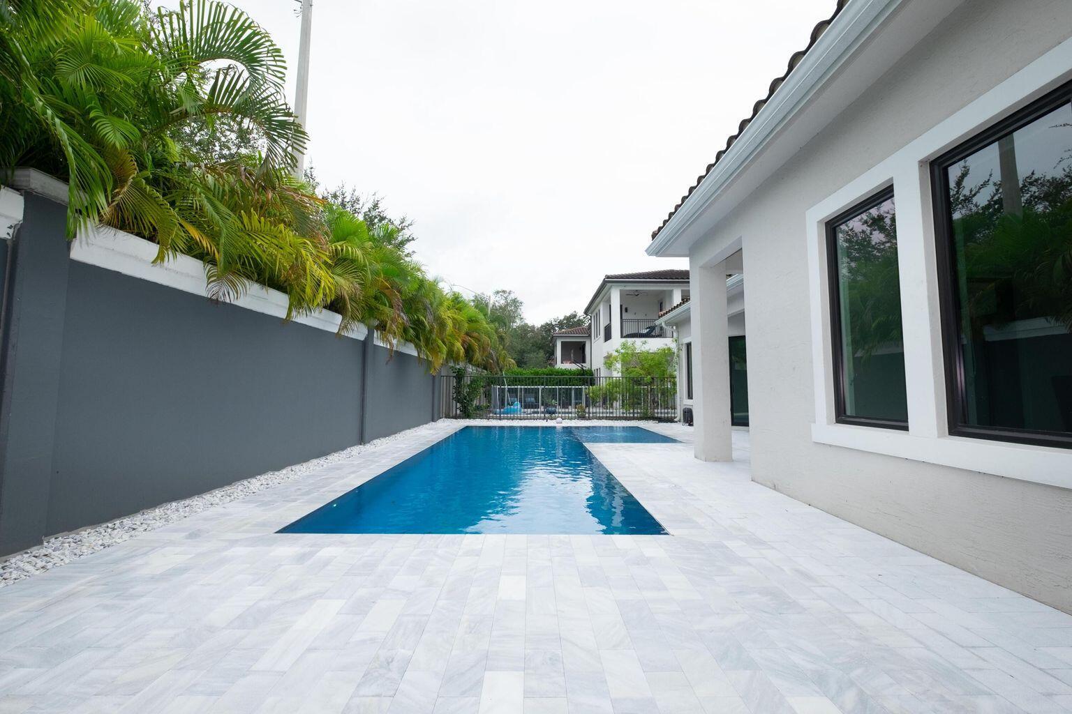 5663 W Brookfield, Hollywood FL 33312