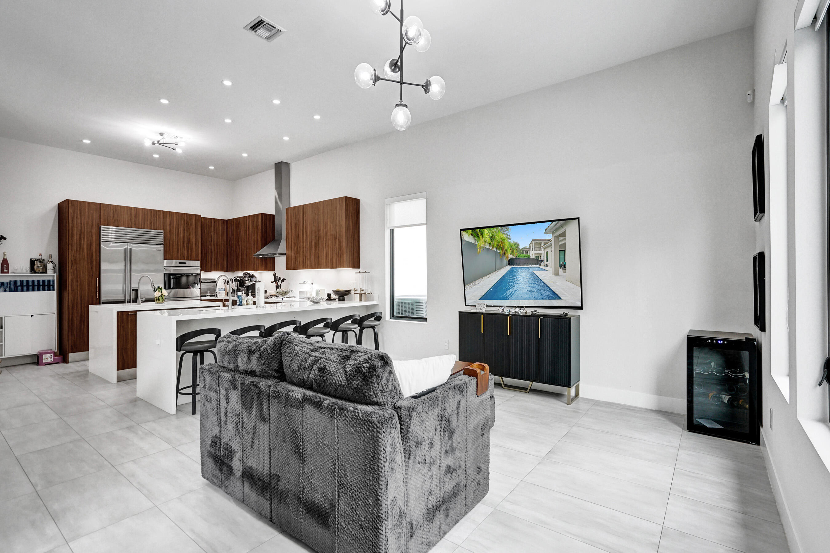 5663 W Brookfield, Hollywood FL 33312