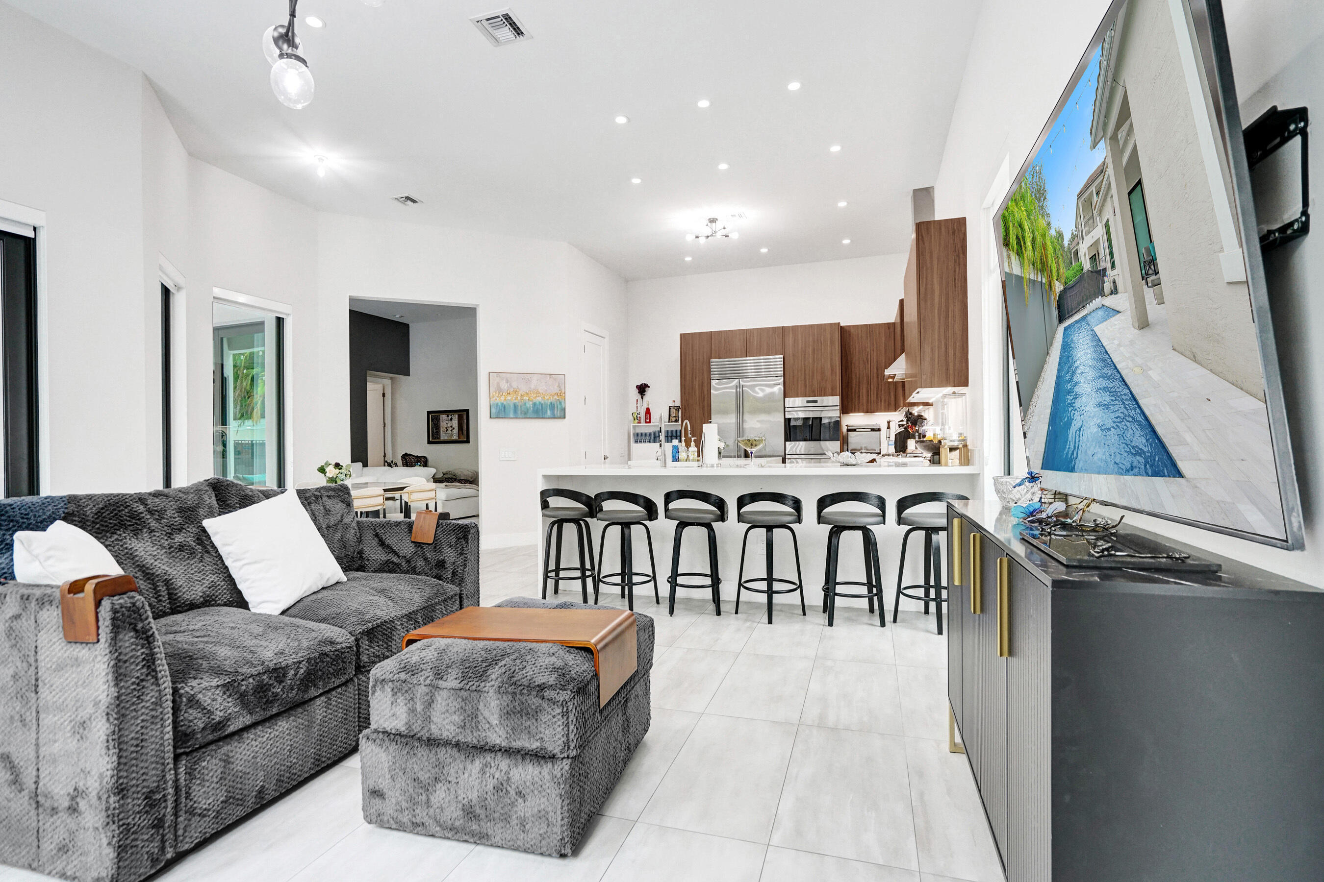 5663 W Brookfield, Hollywood FL 33312