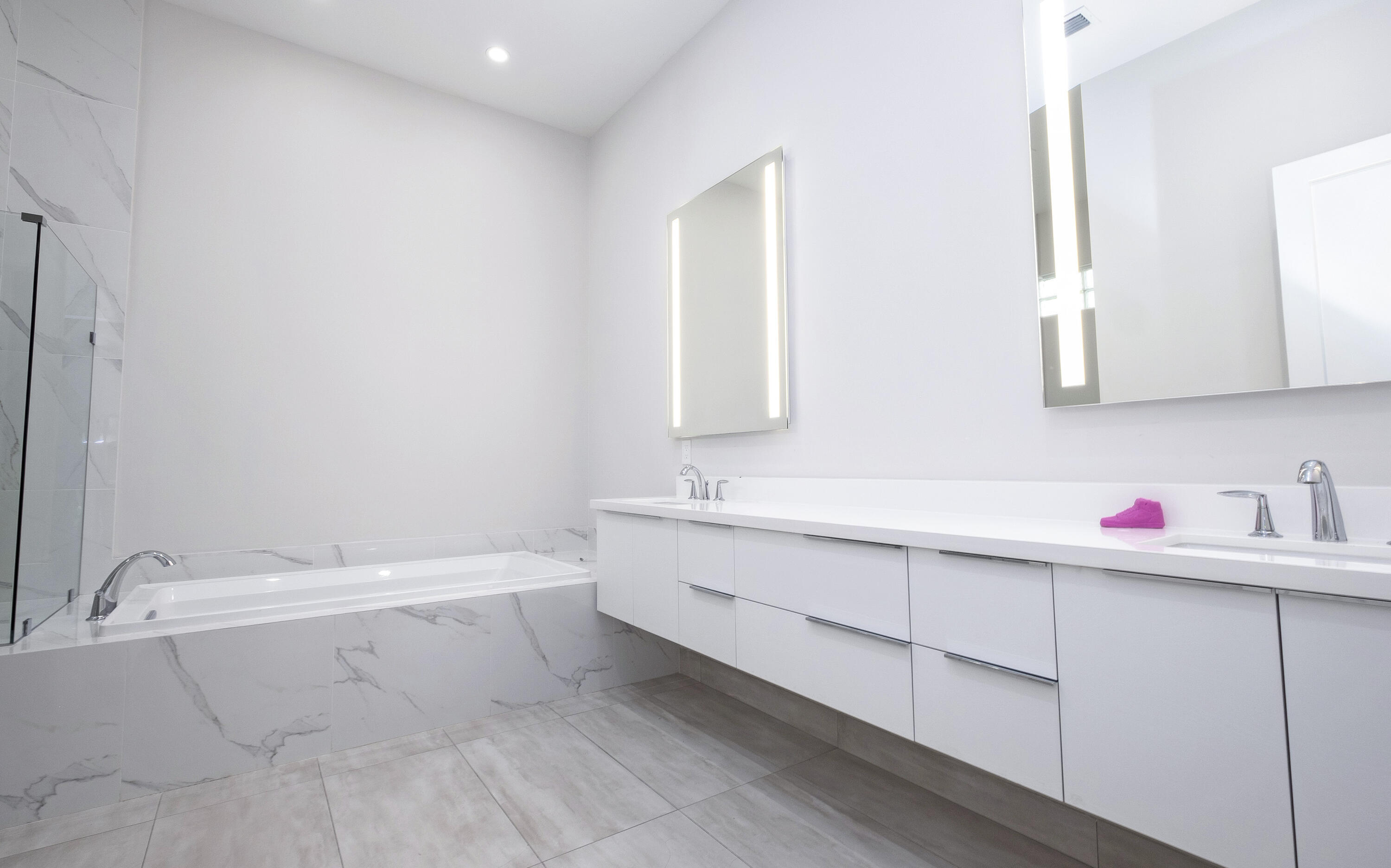 5663 W Brookfield, Hollywood FL 33312