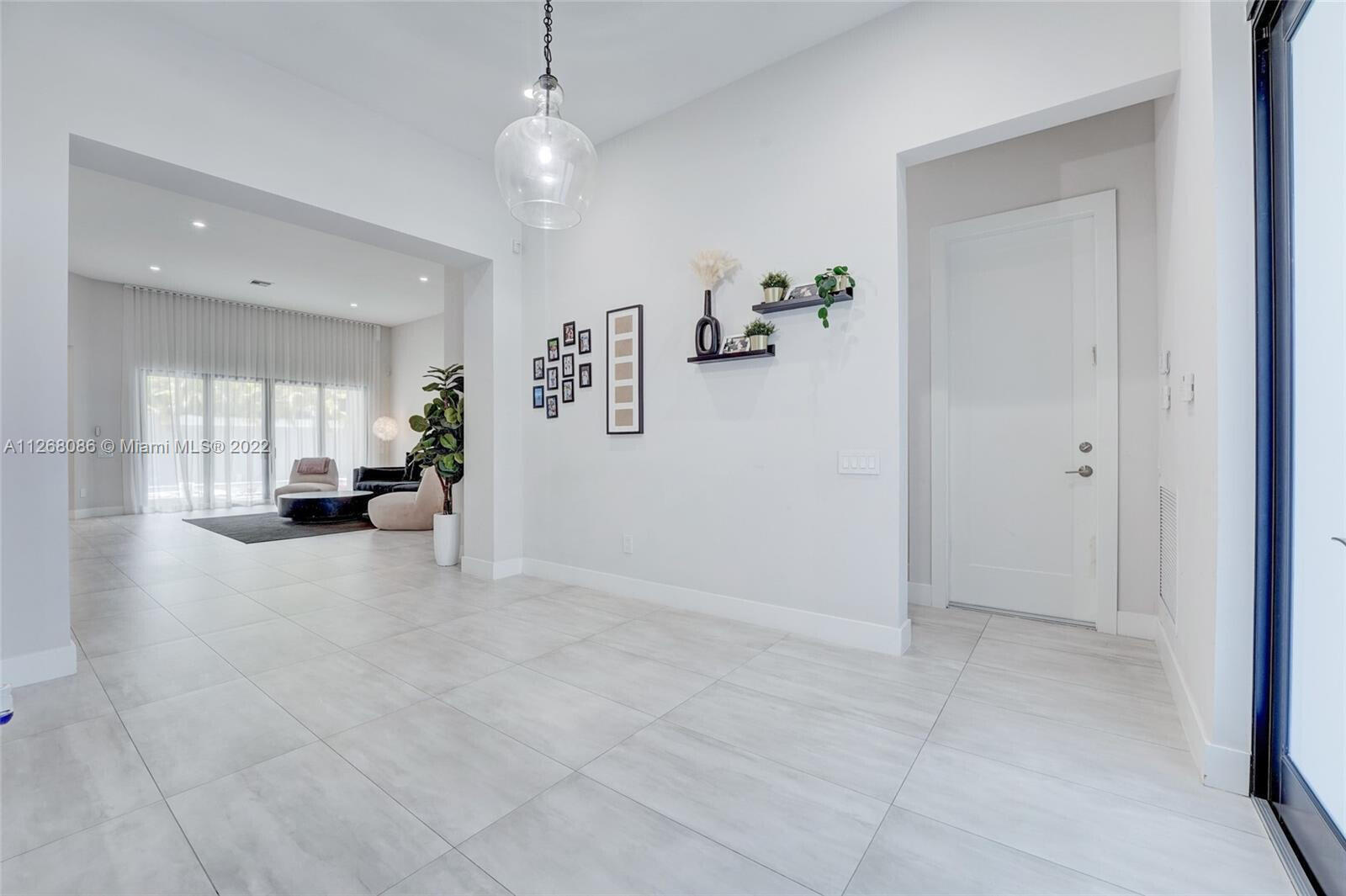 5663 W Brookfield, Hollywood FL 33312